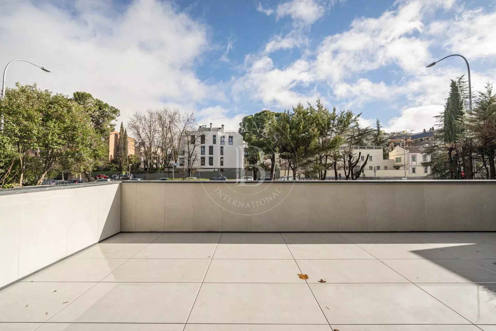 Bd8fa1793b795323eb0ba5fbbda61113 3d88912c4b 1920 original - Attribut alt par défaut.