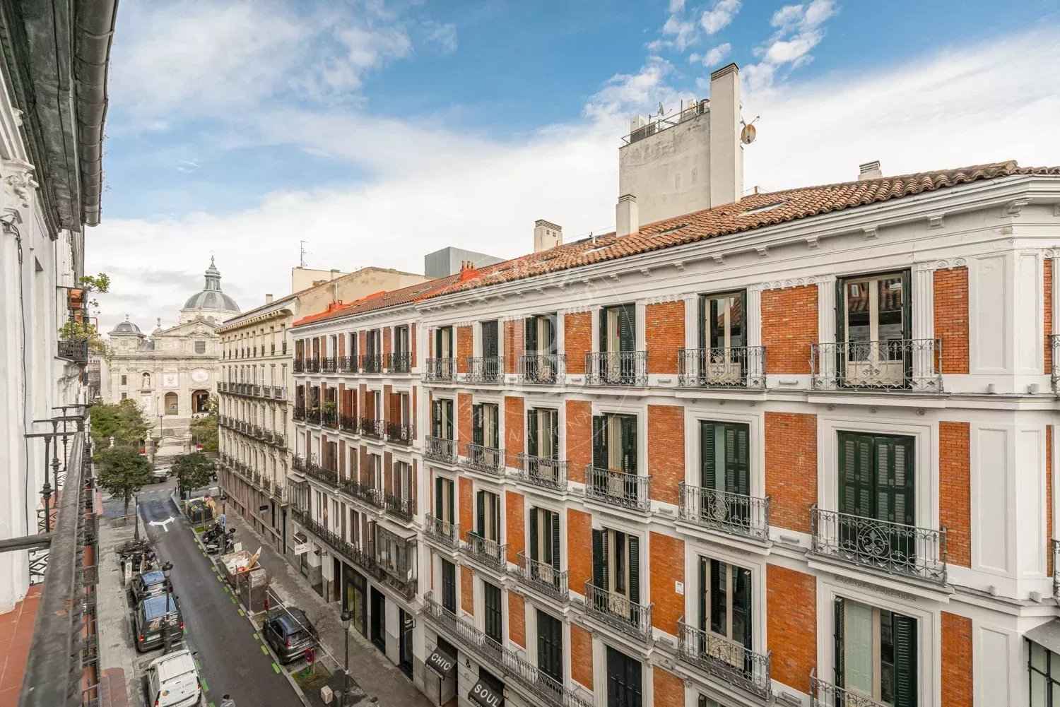 02aecdcd45c64e0d2d00401165d40a66 59646d587c 1500 original - Attribut alt par défaut.