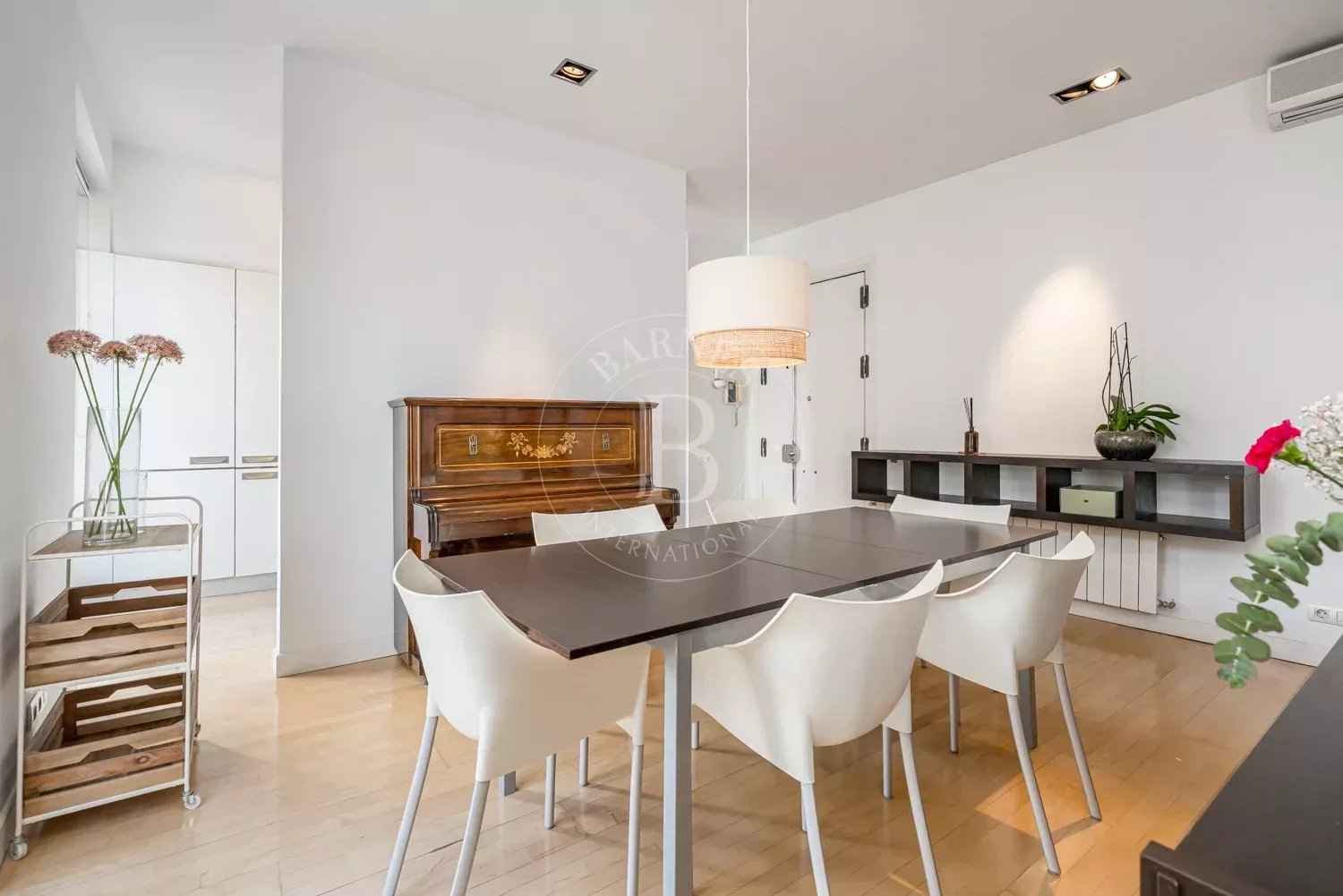 910e25f881748105fcada8544fea125d 68443e332b 1500 original - Attribut alt par défaut.