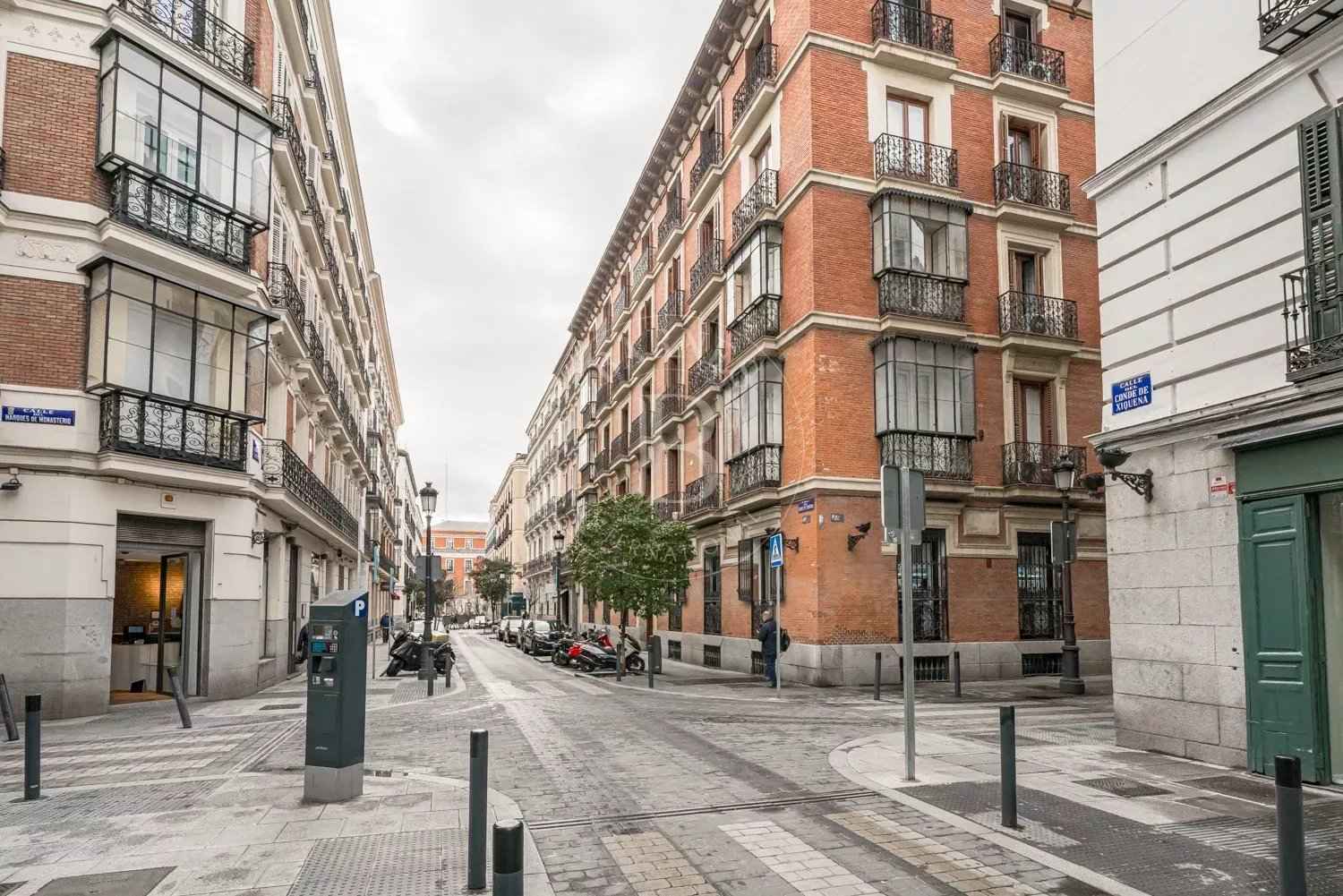 1e108ae4a0b80c243825aaa82f29a4cf 00ad0d7e51 1500 original - Attribut alt par défaut.