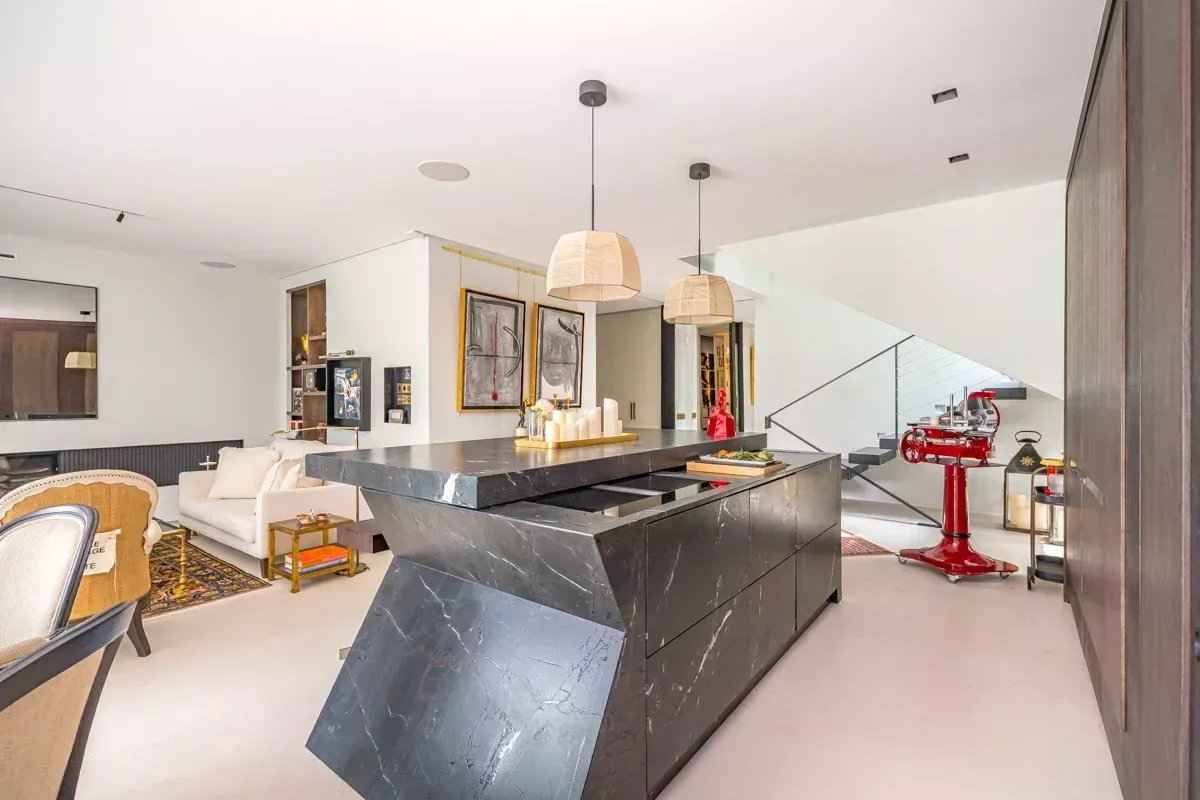 Bc7980af252bde339699938f11a5a4b0 5307d28075 1200 original - Translation missing: en.helpers.application.image_tag.default_alt