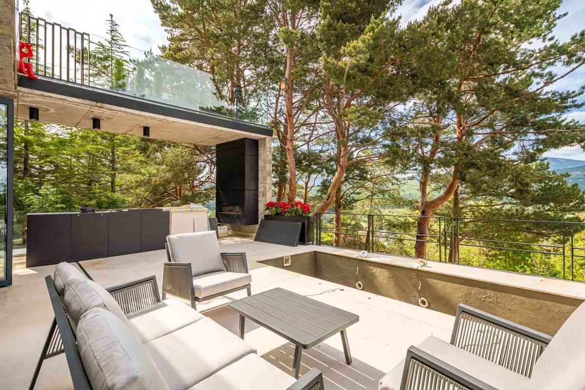 Cc50aa4f9c3d6d5f77919fa28b9155de 37dca92fa2 1200 original - Translation missing: en.helpers.application.image_tag.default_alt