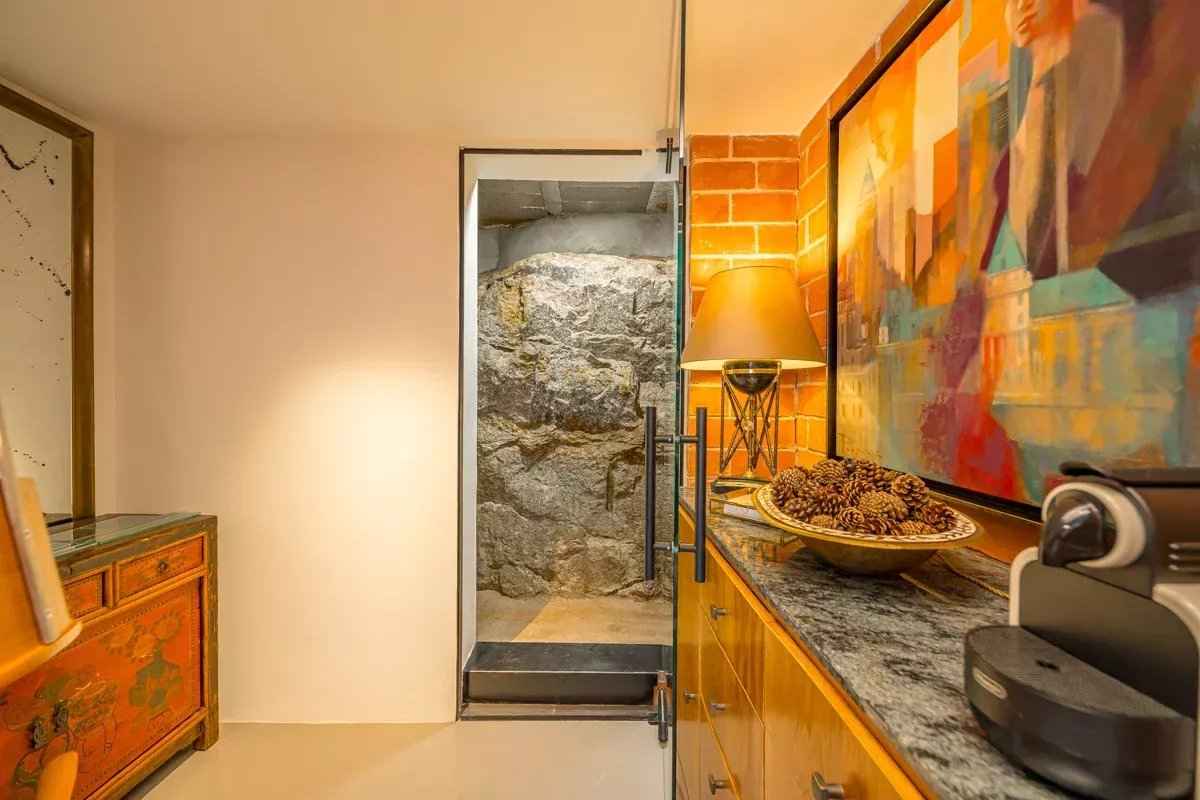 455792f0c73847c714f9dfc8b87fc012 b10981db16 1200 original - Translation missing: en.helpers.application.image_tag.default_alt