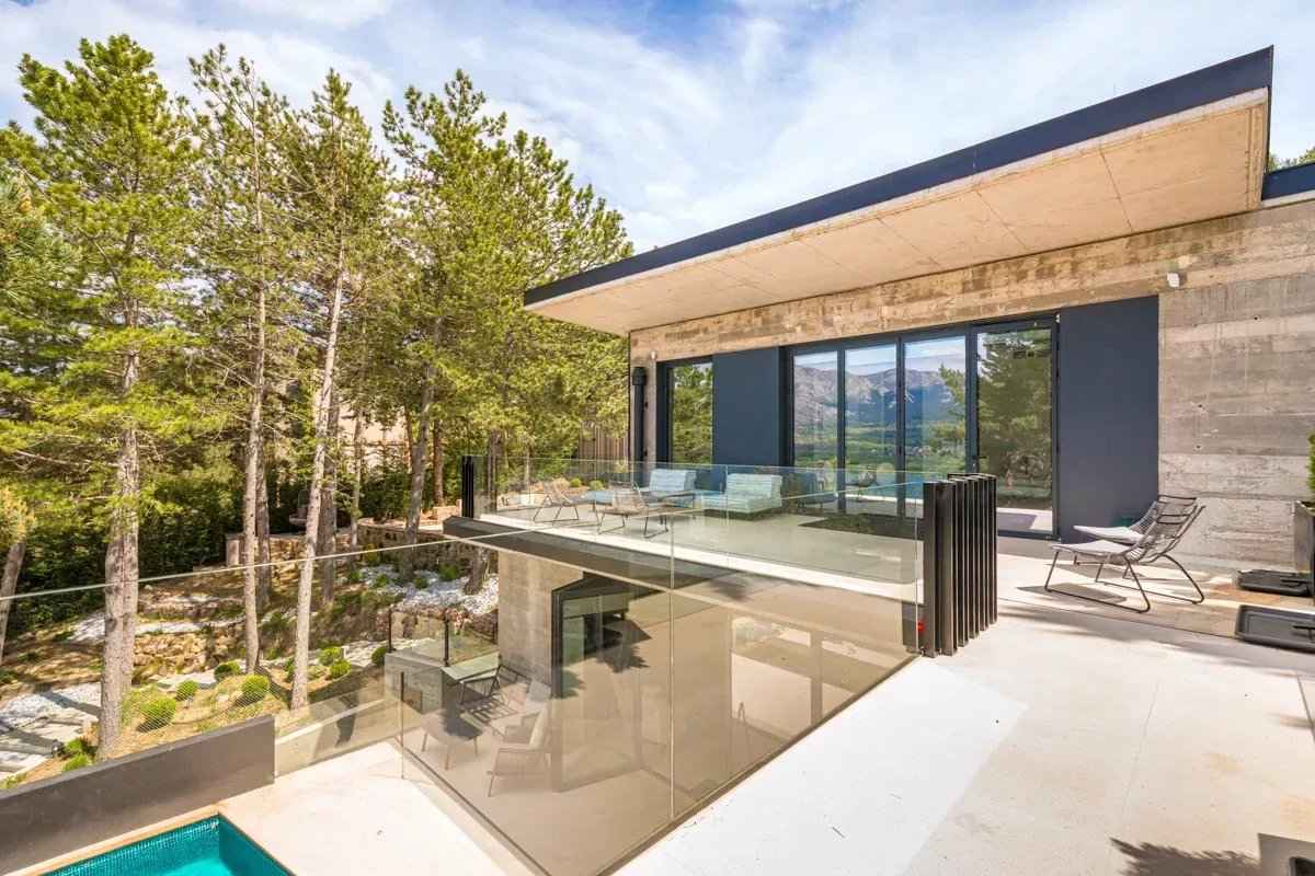 F3f1872c960e6f0b5288539255d37265 c7f58f7874 1200 original - Translation missing: en.helpers.application.image_tag.default_alt