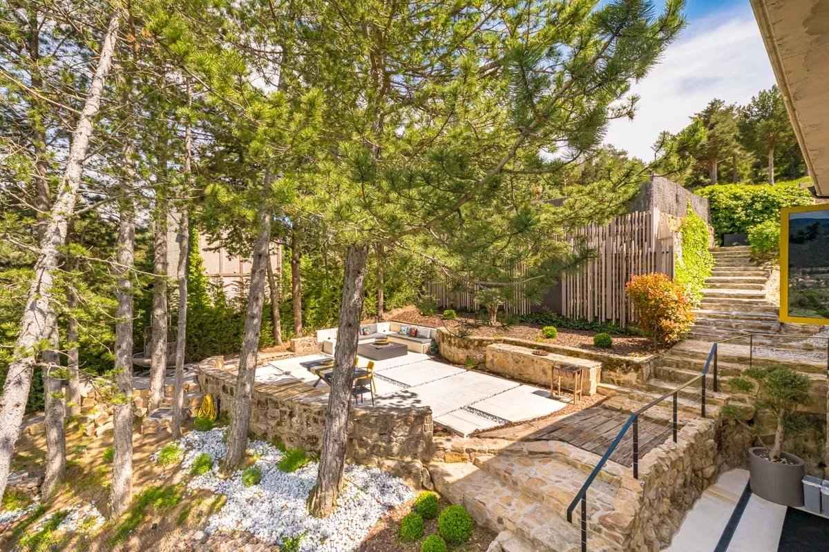 D65e830d2c163668a187e8198563d3b3 1d1ba791e7 1200 original - Translation missing: en.helpers.application.image_tag.default_alt