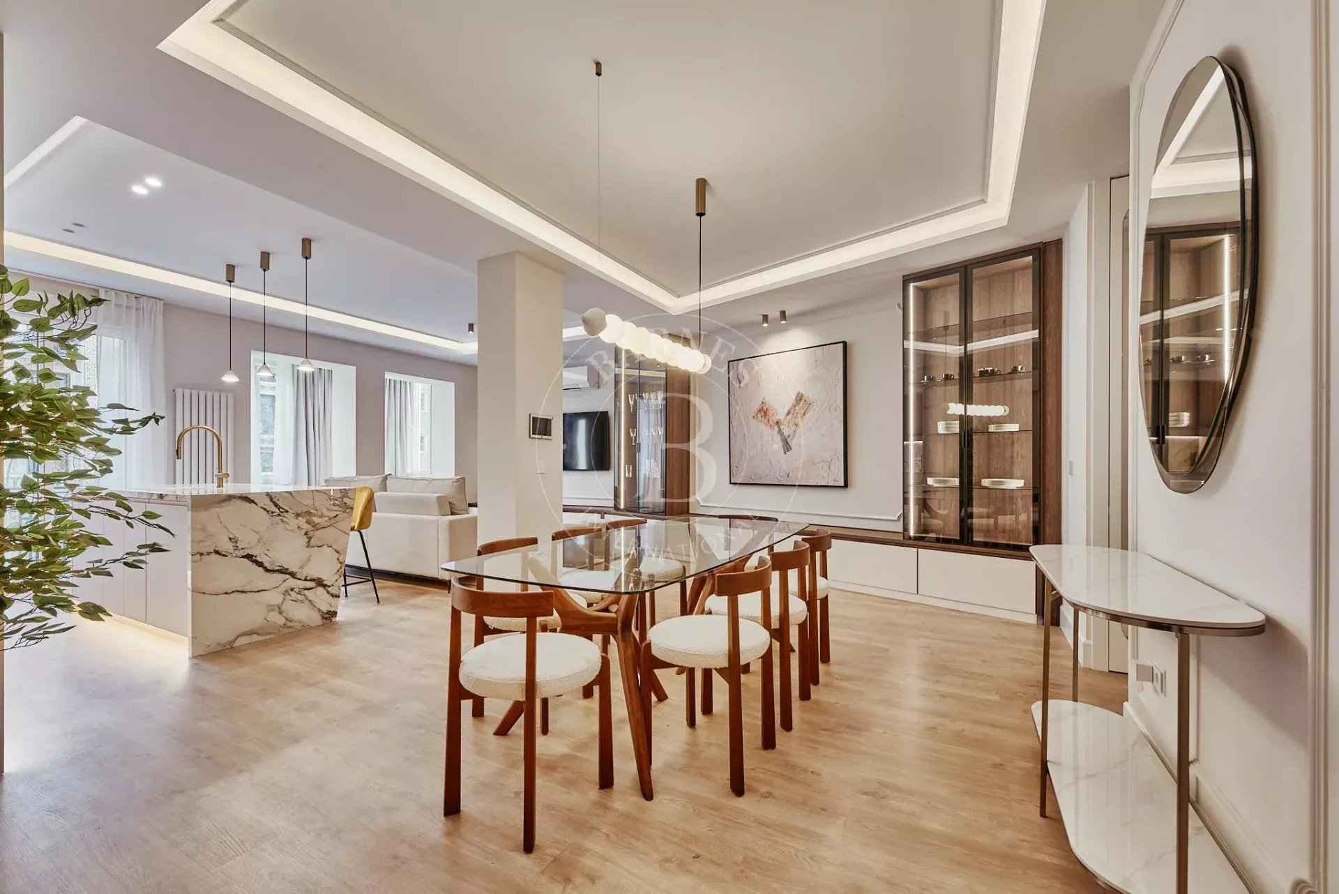 D491776c85c15371e33749b99eab5666 547973654a 1920 original - Attribut alt par défaut.