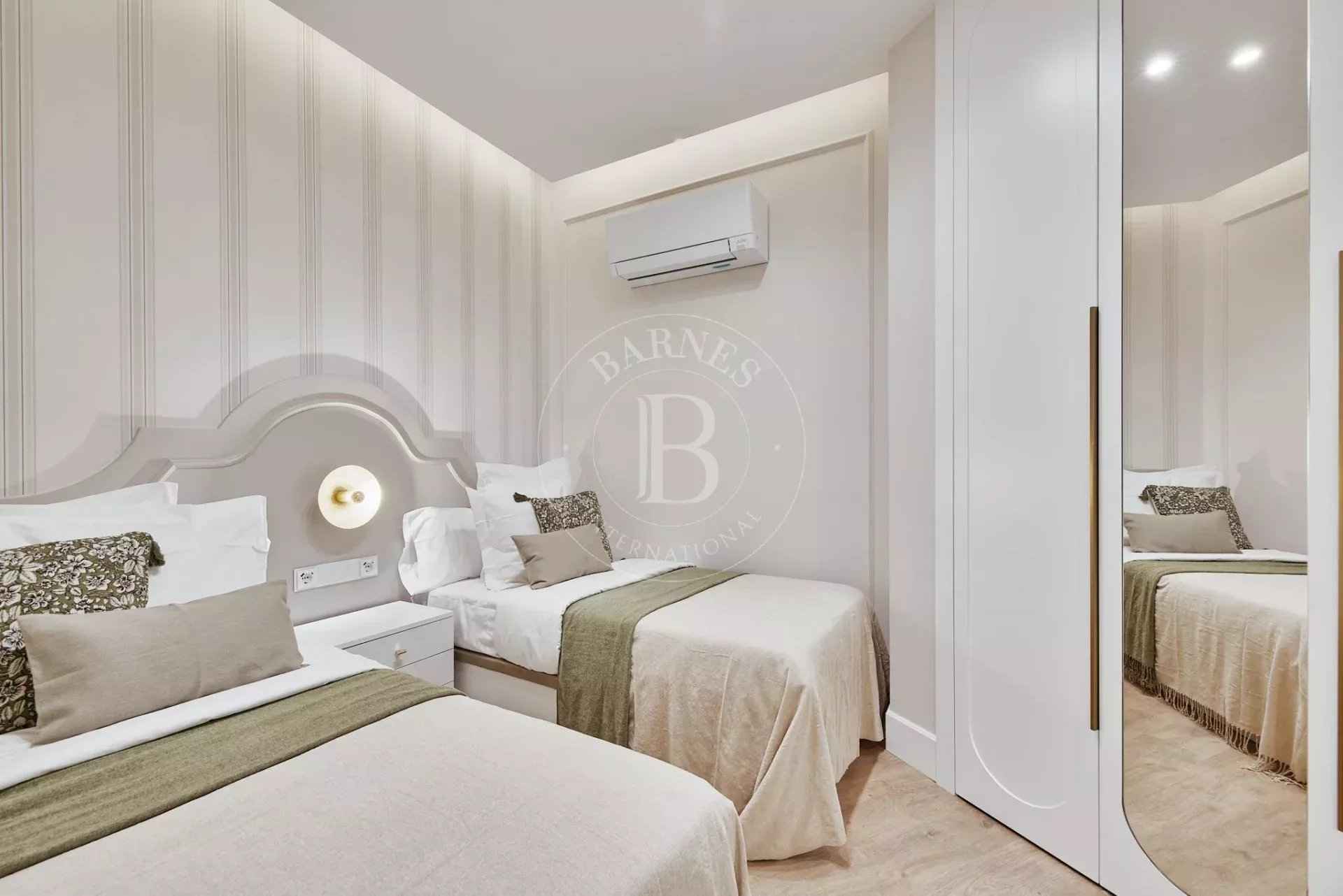 A662b2f04b6fbb3cd864dbb021000cb6 acdf7cdf63 1920 original - Attribut alt par défaut.