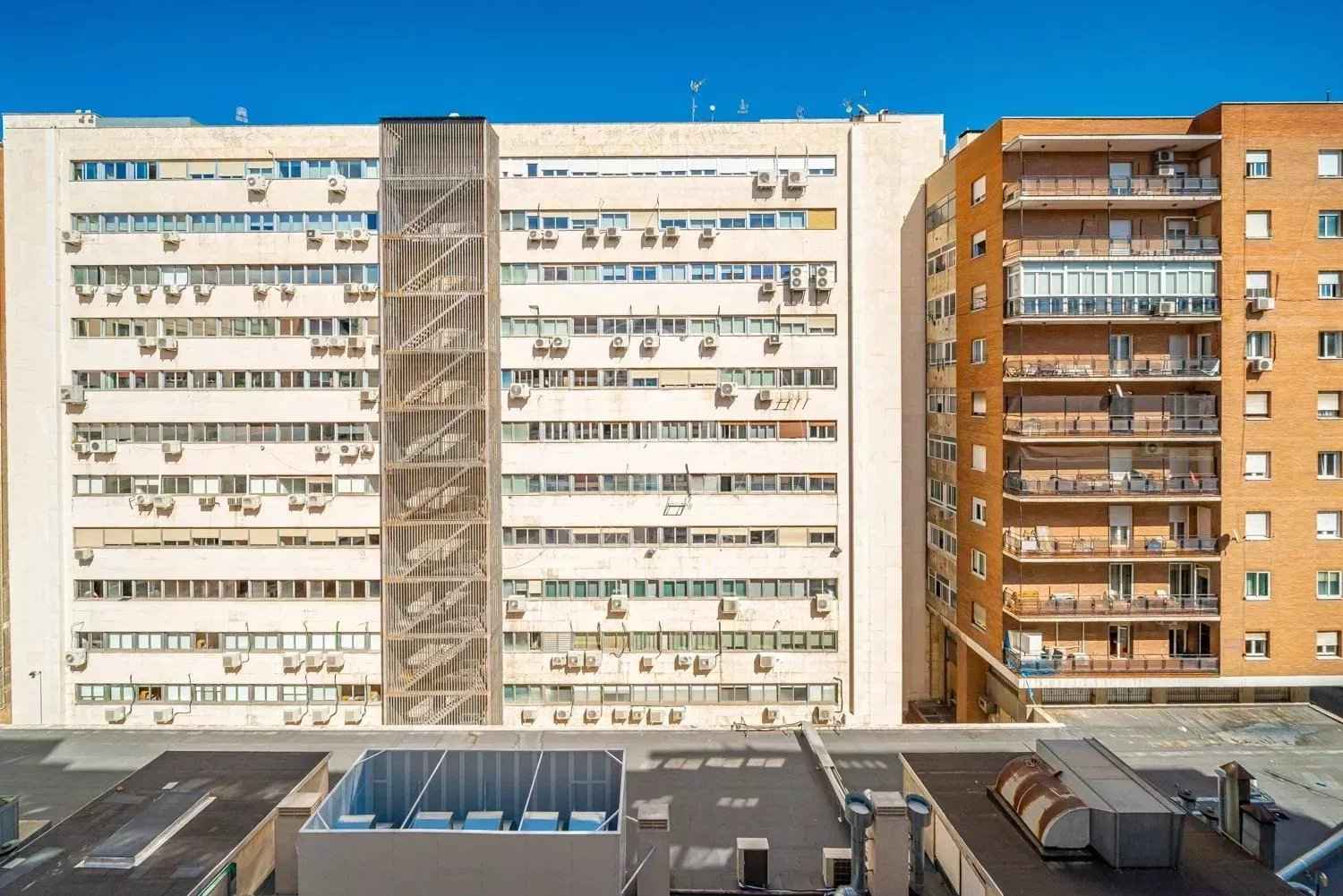 3d5b03272ba1cb260af6c83d30063974 1f5b569d72 1500 original - Attribut alt par défaut.