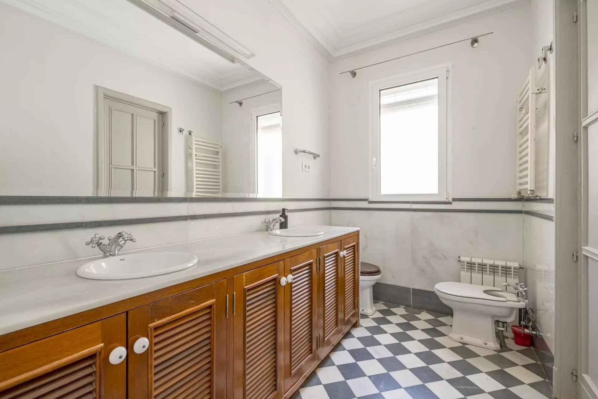 Fa8d725351b59aeea518399afec342b9 e6d59edaf5 1920 original - Attribut alt par défaut.