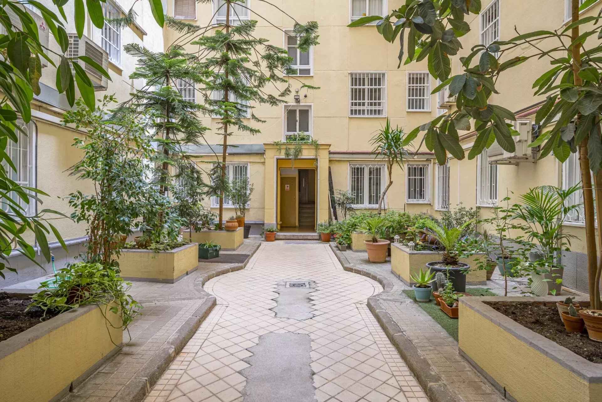 1f0fd45a9b093e71e04c17b6e54f7073 5b72d42e40 1920 original - Attribut alt par défaut.