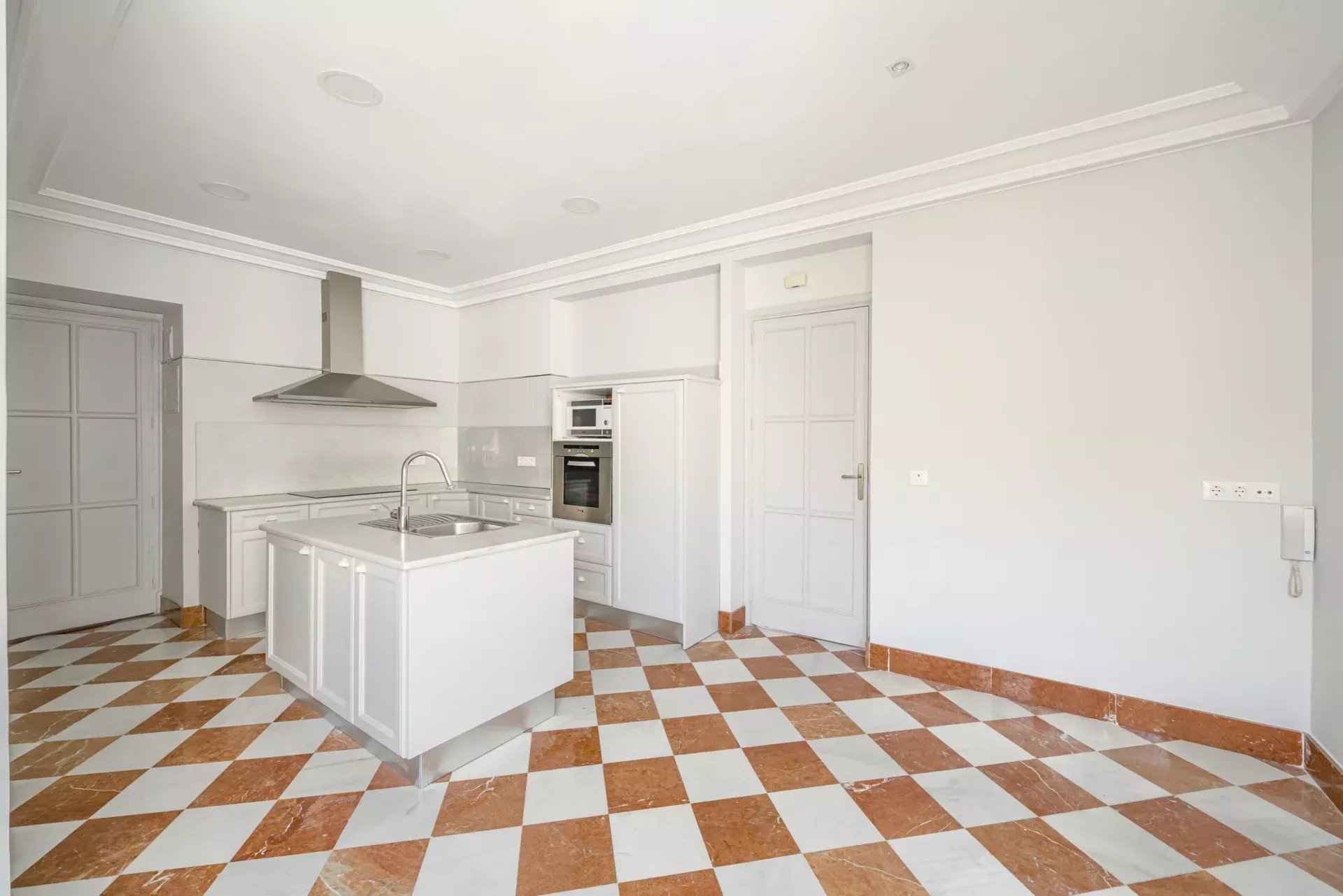 D8ecafaa6f79df7d15478d9b28c7f5df a8f3f624db 1920 original - Attribut alt par défaut.