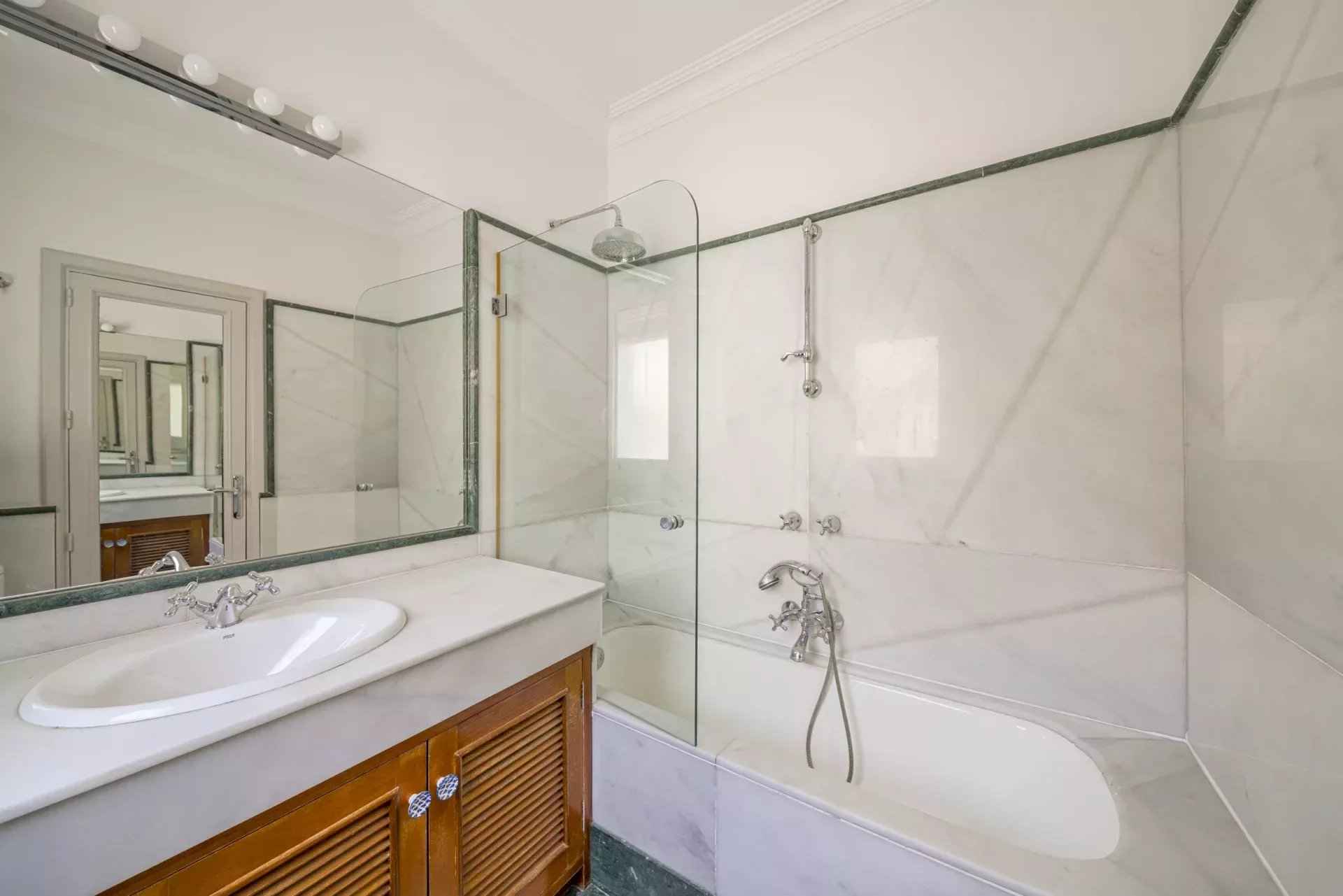 A7216ad72043f1eb0ec170aa23adde12 5c9d69c163 1920 original - Attribut alt par défaut.