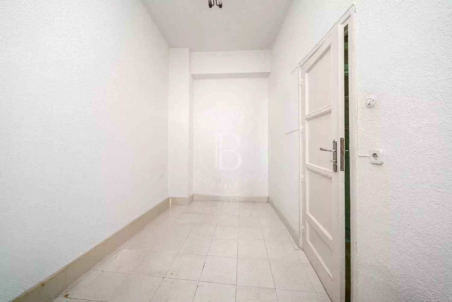 Fd8bc3cdfd79ac269cace6059f544a33 43faf5de51 1500 original - Attribut alt par défaut.