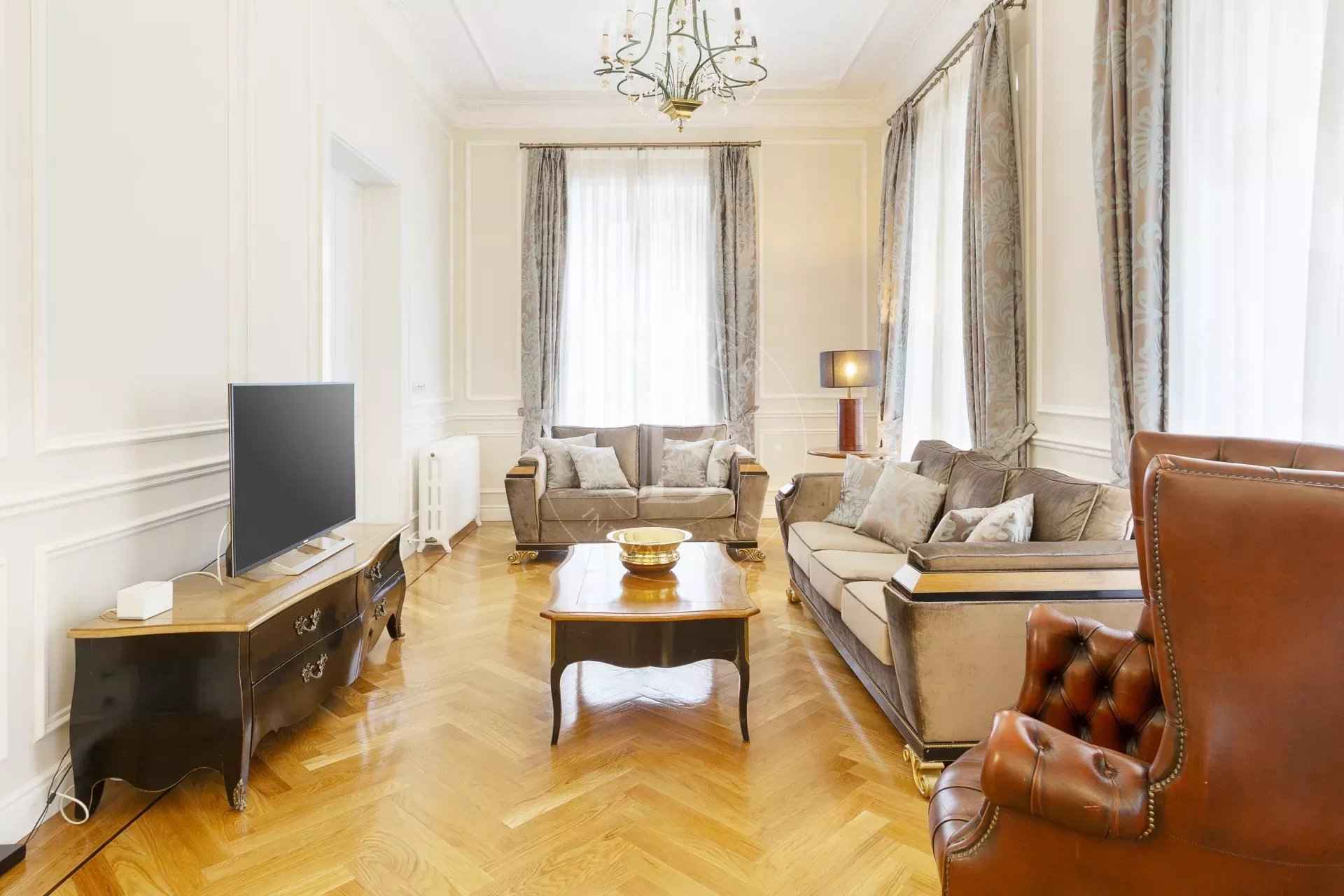 45771167eeb80de284c6a9e4b1a9dee8 3d47500abb 1920 original - Attribut alt par défaut.