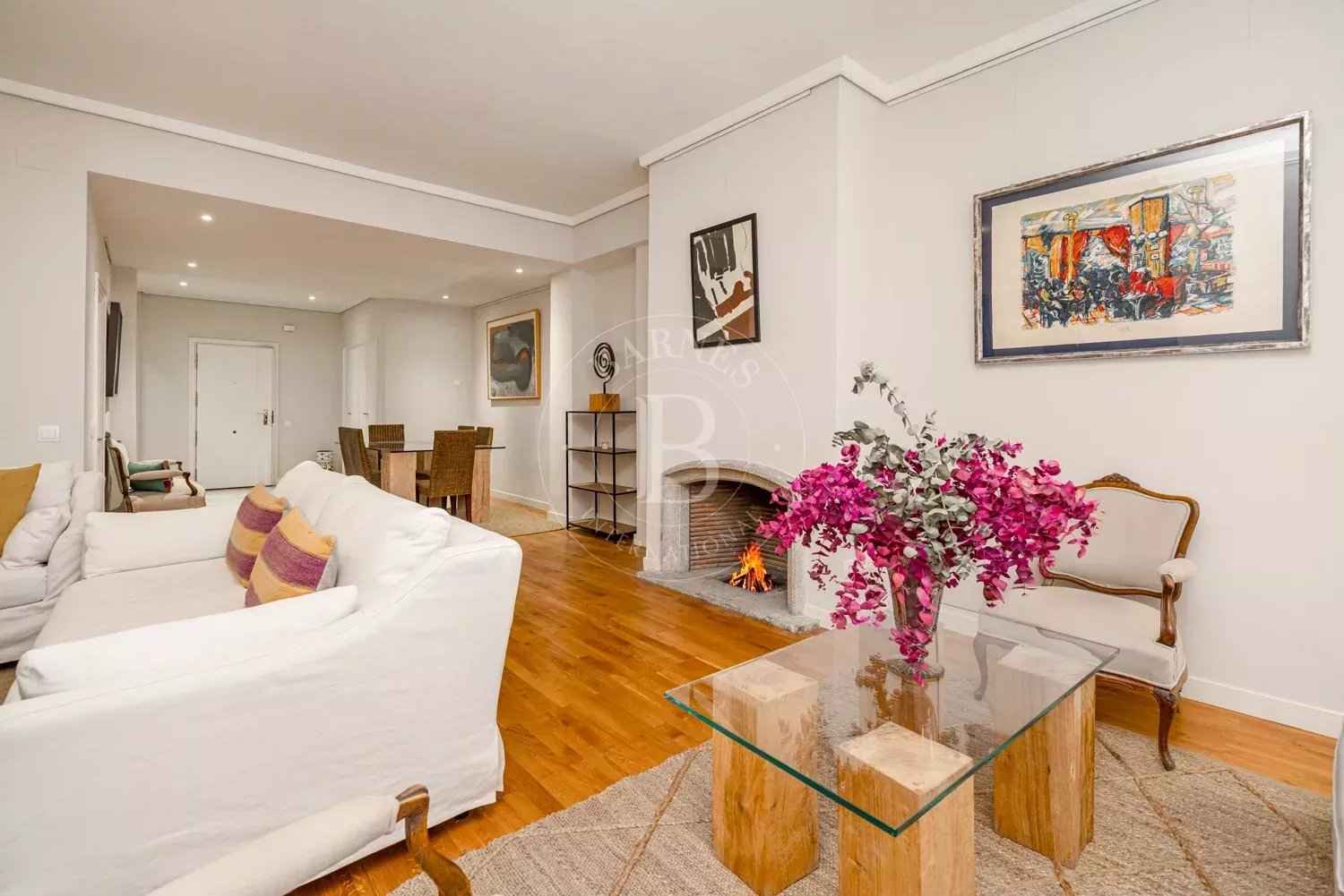 Ee551d6c43d23b2d588ec59137200247 05de793192 1500 original - Attribut alt par défaut.