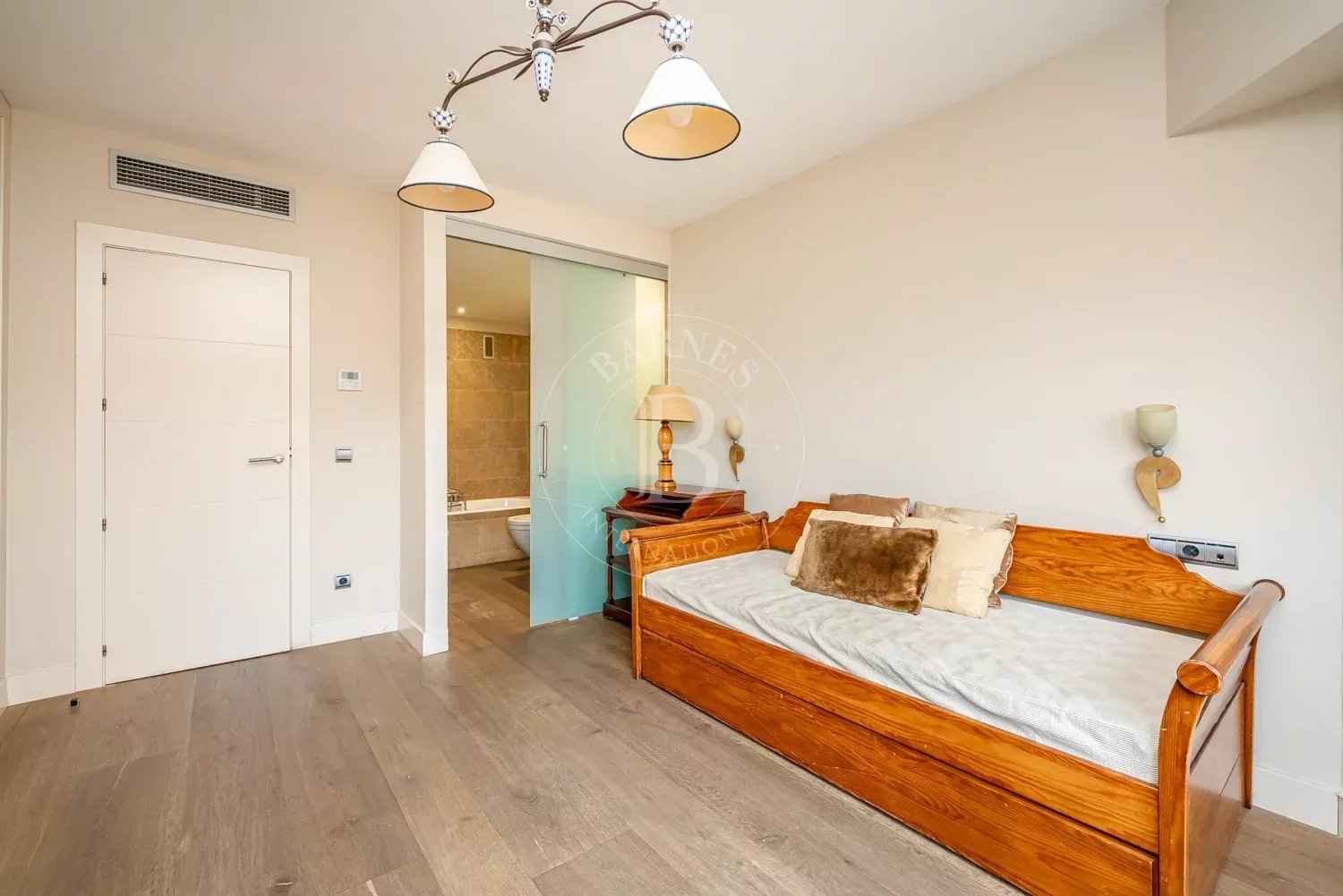 Fa10b148adf247276bdd260e70b2dc68 9190e887b0 1500 original - Attribut alt par défaut.