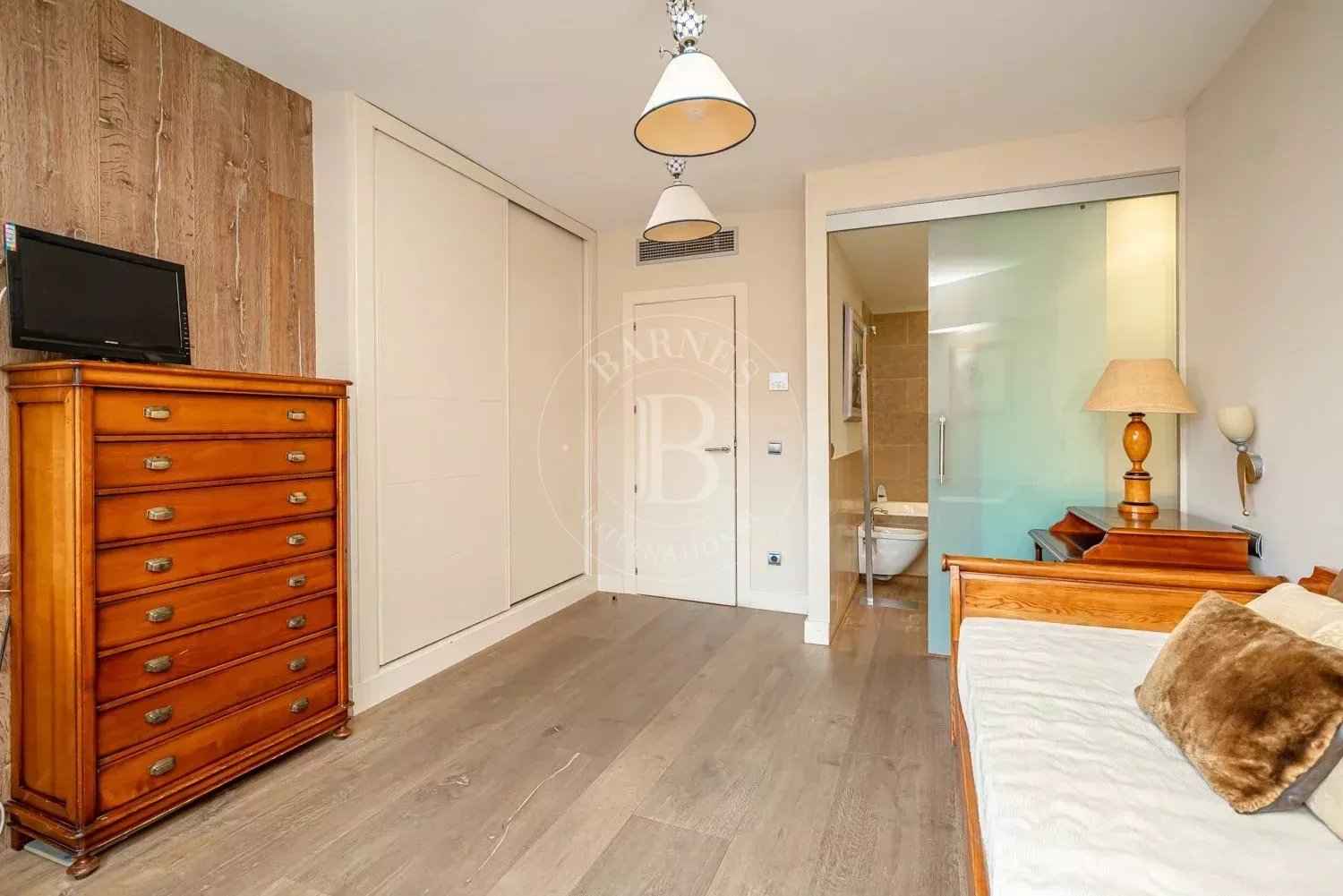 1f940506dc0fc02edfec0f9fc2eeffc8 9cf96ab49f 1500 original - Attribut alt par défaut.