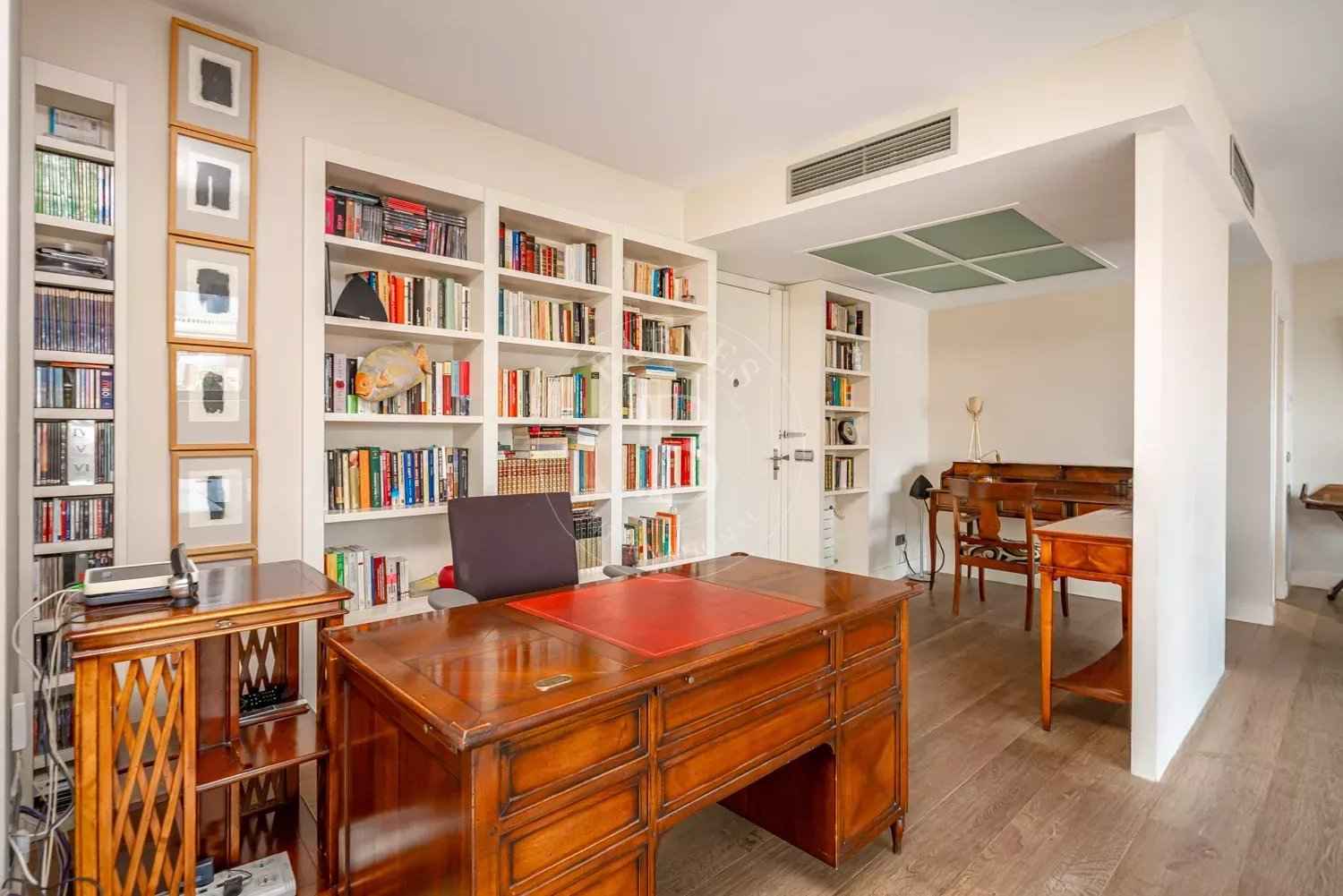 D5906d3db505905ae13dbda5e51a9966 e130568c65 1500 original - Attribut alt par défaut.