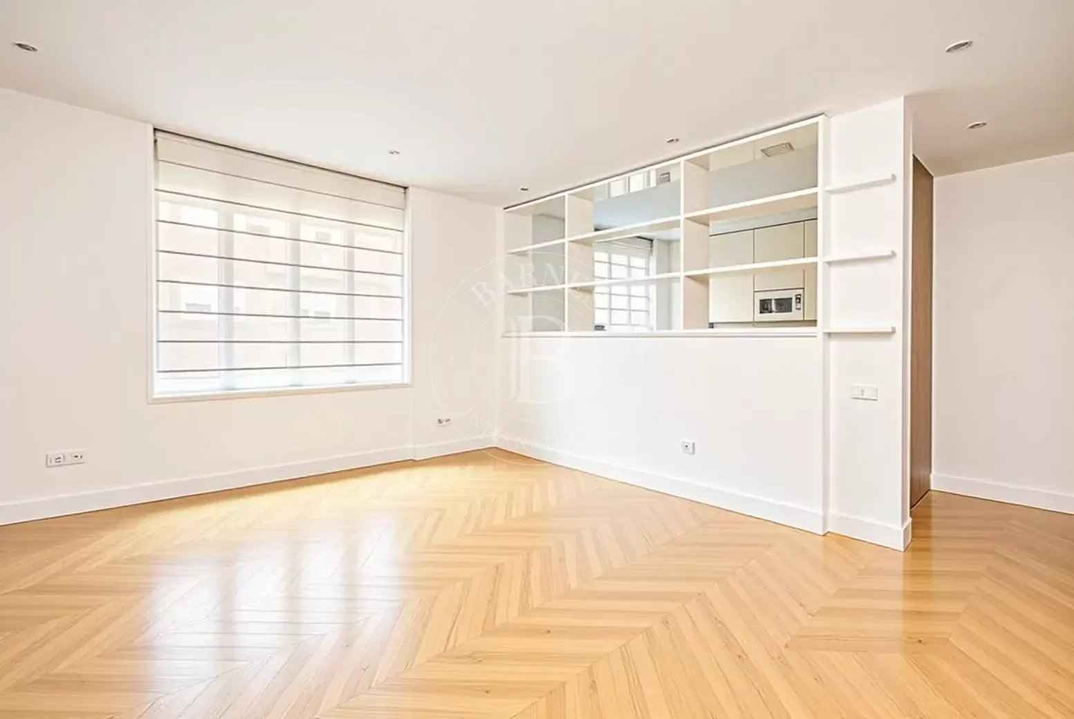 Adeea3527c963db00b859121360598af 0693eb880a 1554 original - Attribut alt par défaut.