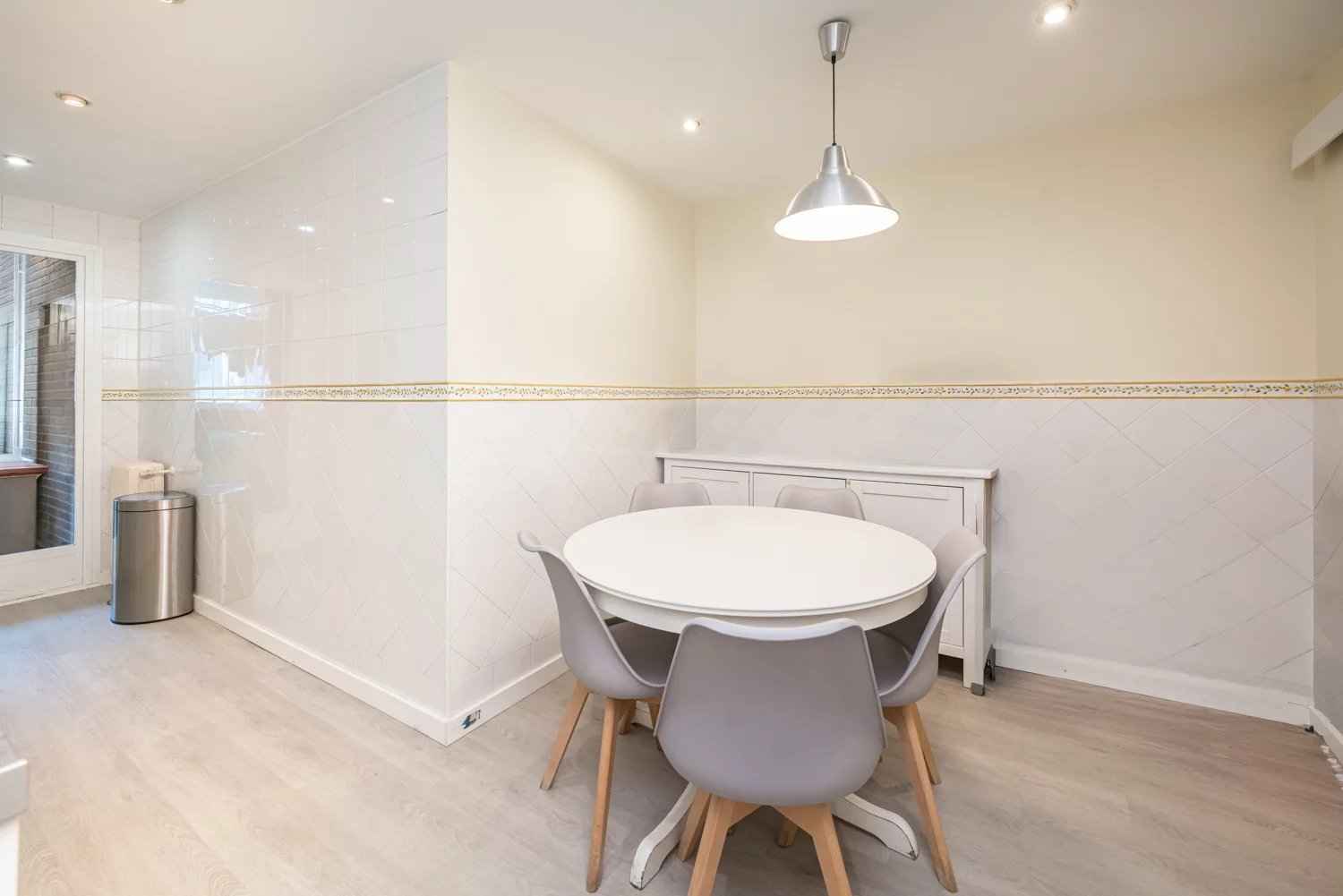 9718c9243faa2b081dc05bb28bebc5c9 3083a3d928 1500 original - Attribut alt par défaut.