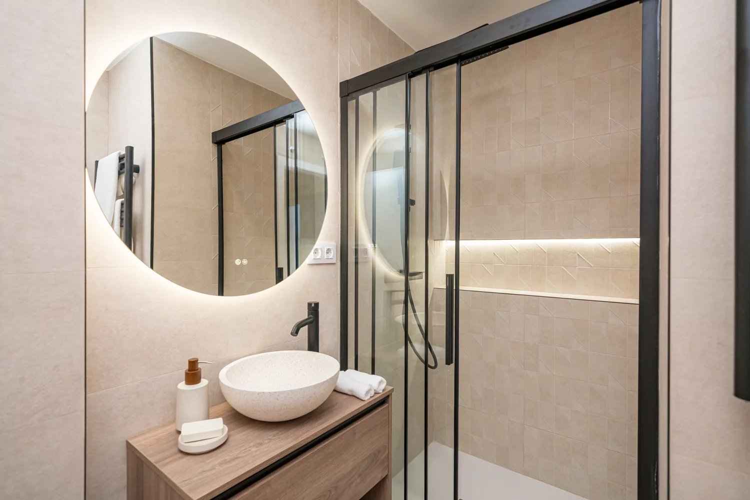 E2bd1b533bd4b32a1779a89137b04fc3 5b22d4daa1 1500 original - Attribut alt par défaut.