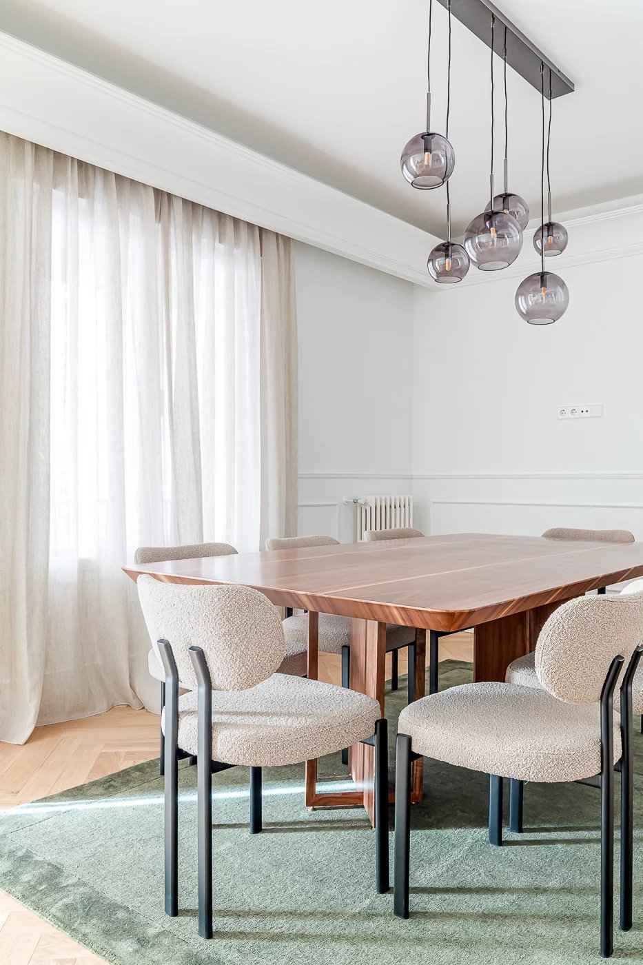 683d857209963a9e834502b38d1822df 64e30034fc 1400 original - Attribut alt par défaut.