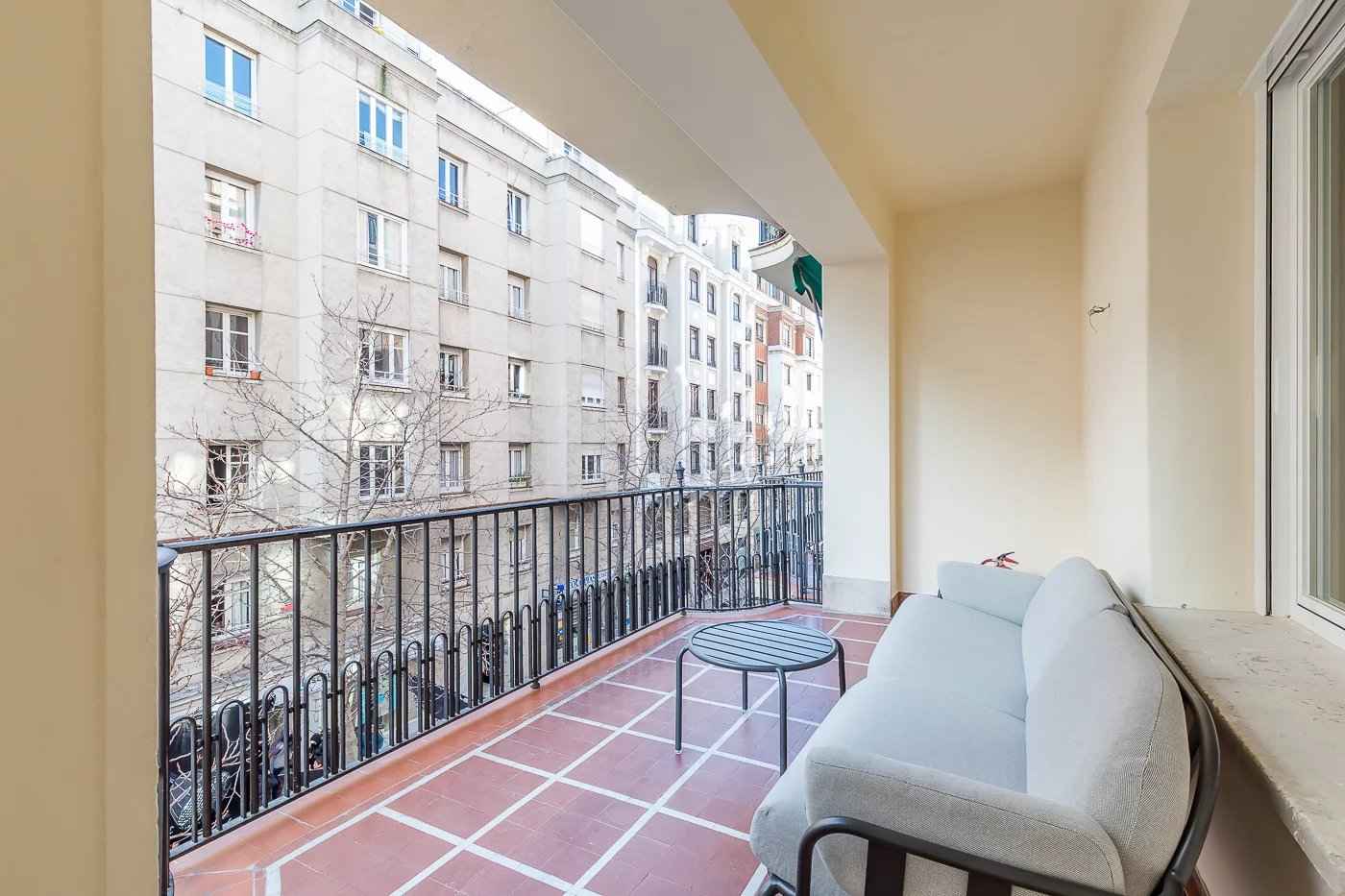 3de5fc8d659f824a0aa5a1c9677cf067 5dd6f46e94 1400 original - Attribut alt par défaut.