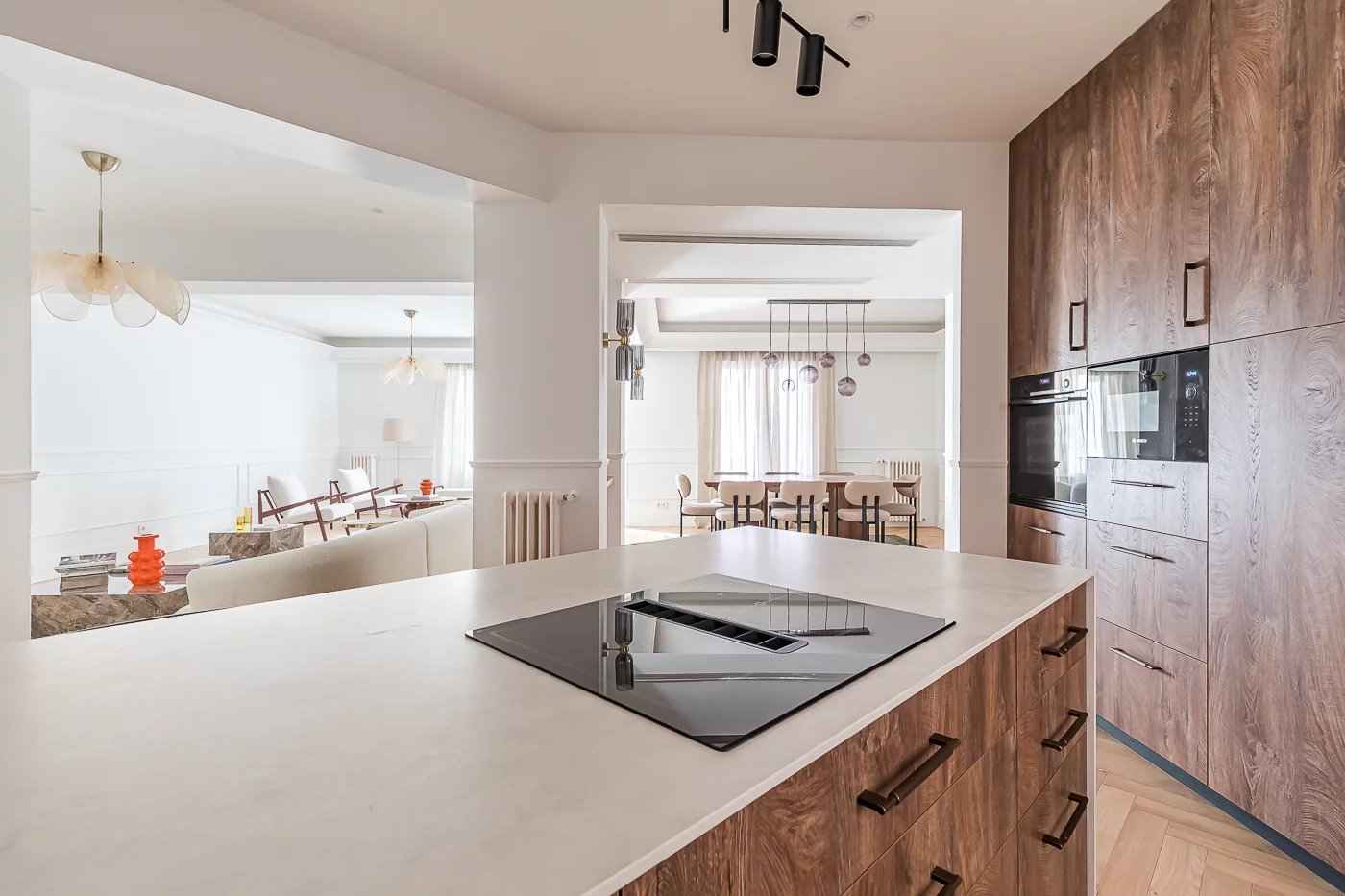 Fc18049017480cbd9438bf25e31a1cf1 2c30a746e9 1400 original - Attribut alt par défaut.