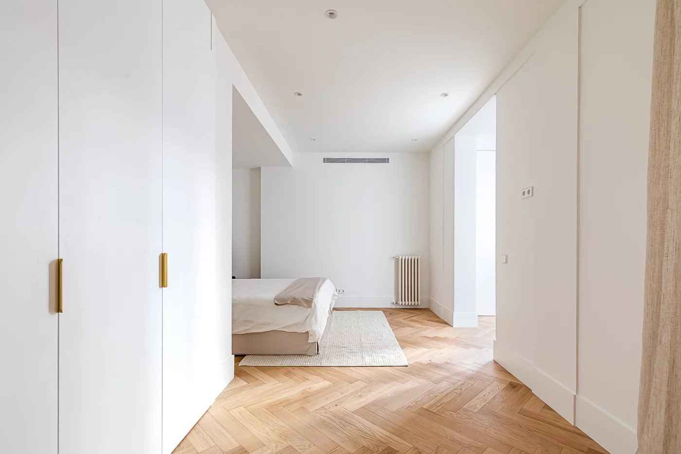 00376bda187c2b5f1715c39e94679862 efd327edfb 1400 original - Attribut alt par défaut.