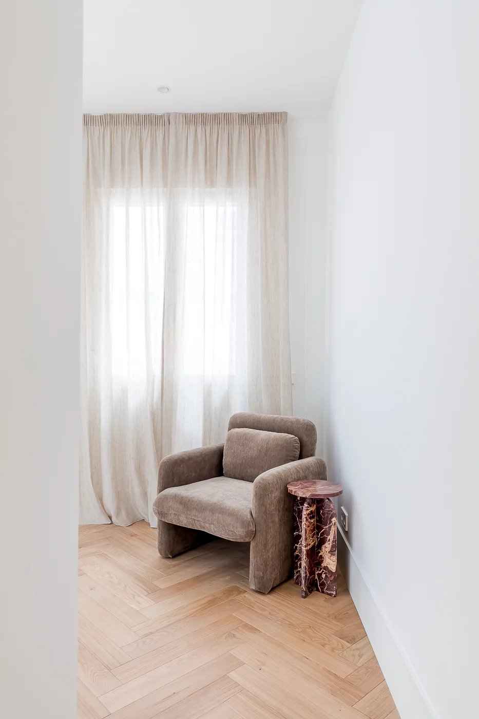 1ce3c0fe754d76407d4551859d33d166 0ce8be5b1b 1400 original - Attribut alt par défaut.