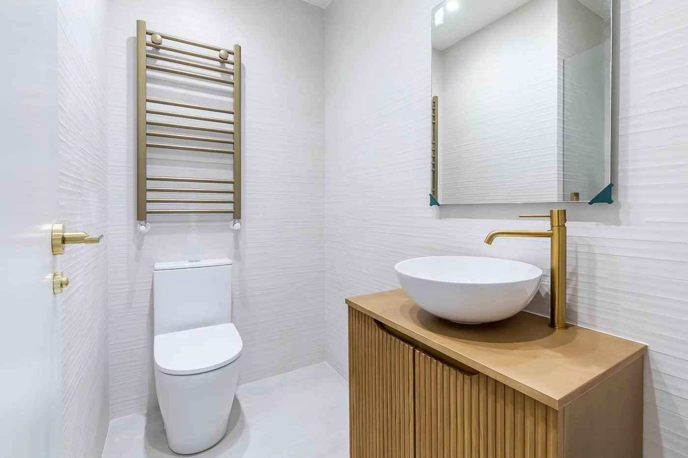 5da111153c8eb0b6f7bd36b730d19be0 e0bcee6746 1400 original - Attribut alt par défaut.