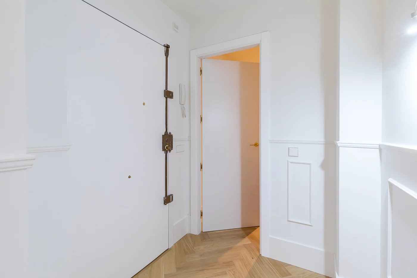 68d59bc364b7032241ae2e6e8dc11d3c b0c6c96431 1400 original - Attribut alt par défaut.