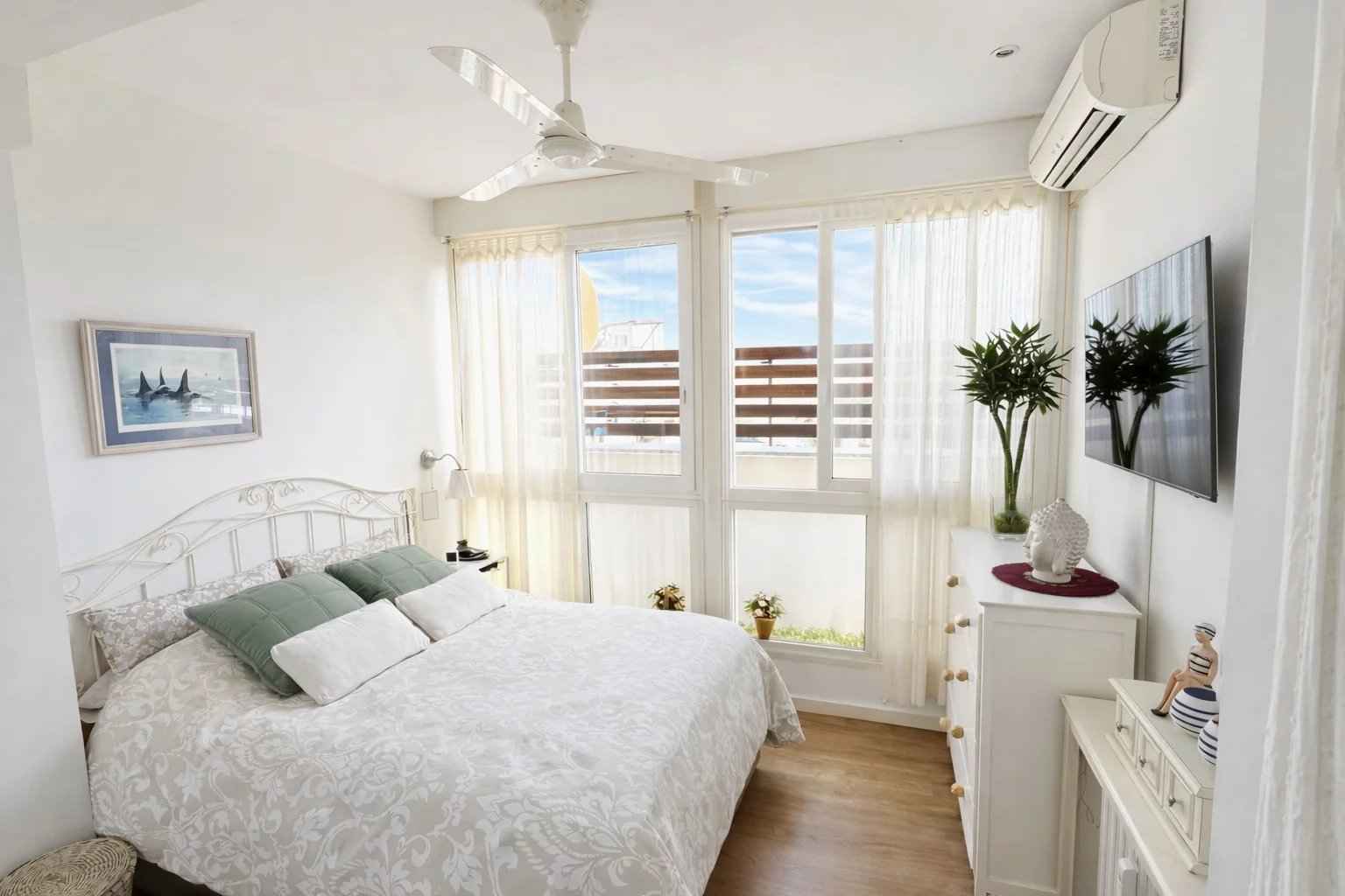 23dbf39b16b8cb2b78d9375d13294e44 1638d41ecd 1536 original - Attribut alt par défaut.