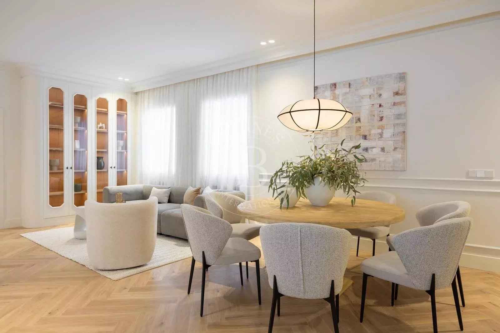 69dc5b9092f9b67e9a5ed33f9ff2bbfd bb1184e0ac 1600 original - Translation missing: en.helpers.application.image_tag.default_alt