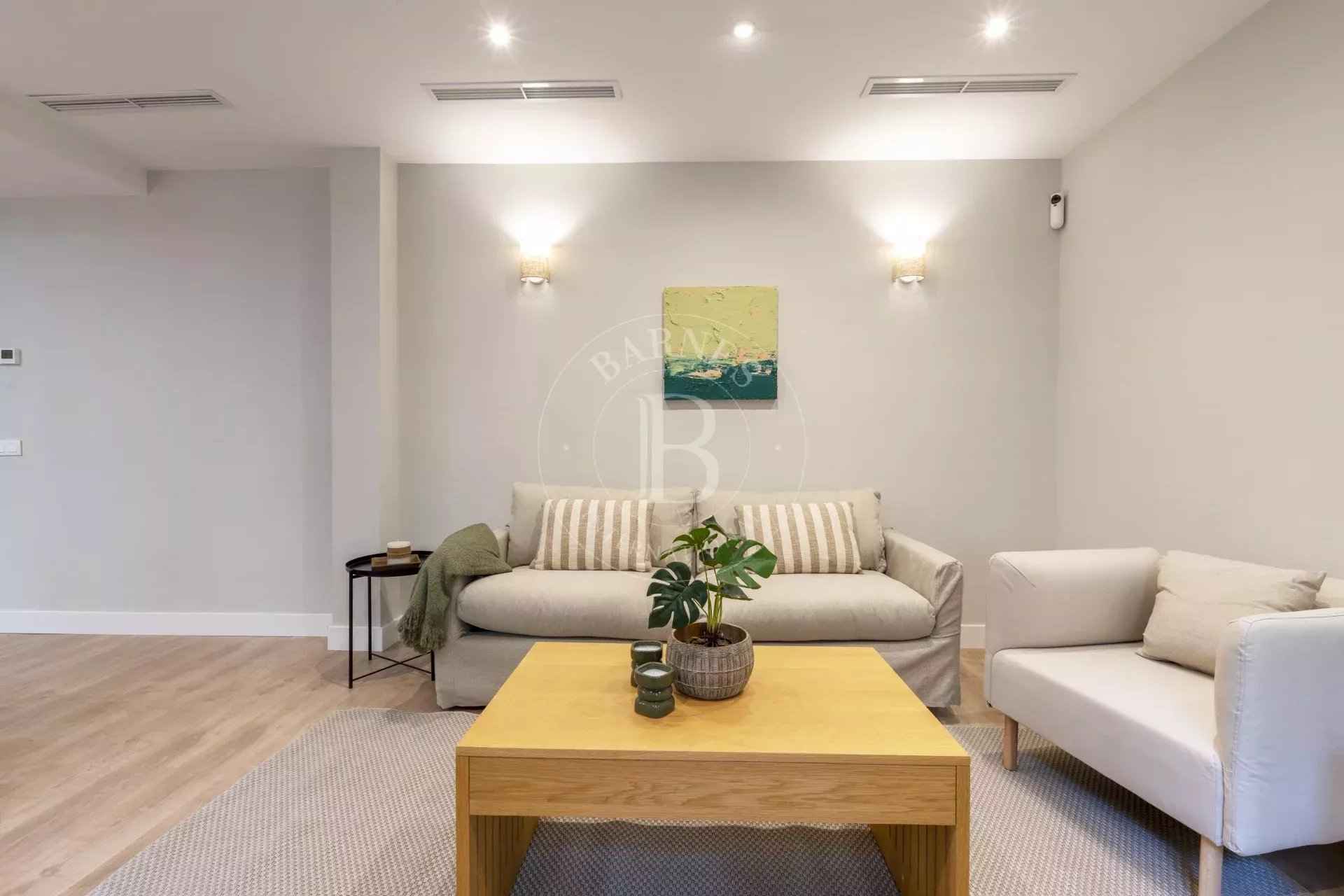 4db13a2cf710a780bb85bd7fad1fe2a1 d2af6ddc60 1920 original - Attribut alt par défaut.