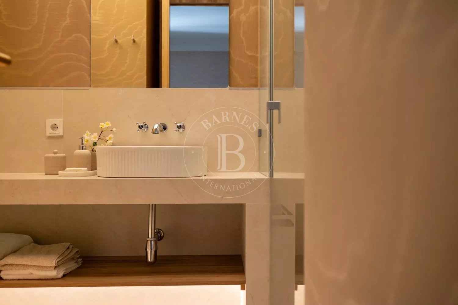 D80c5b5028e3c931ee3361439ab97e6a ca8568a302 1500 original - Translation missing: en.helpers.application.image_tag.default_alt