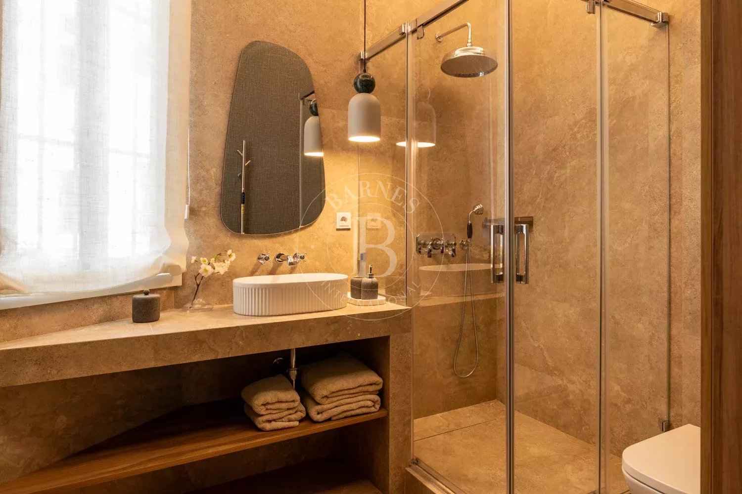 771af34227c559fdc579ad7217722ab8 51b0f18a7d 1500 original - Translation missing: en.helpers.application.image_tag.default_alt