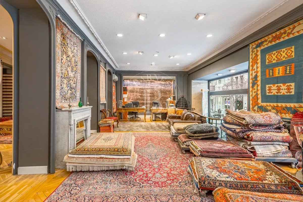 4557f72201b1170a22c5775688f142d1 b39551b7fb 1200 original - Attribut alt par défaut.