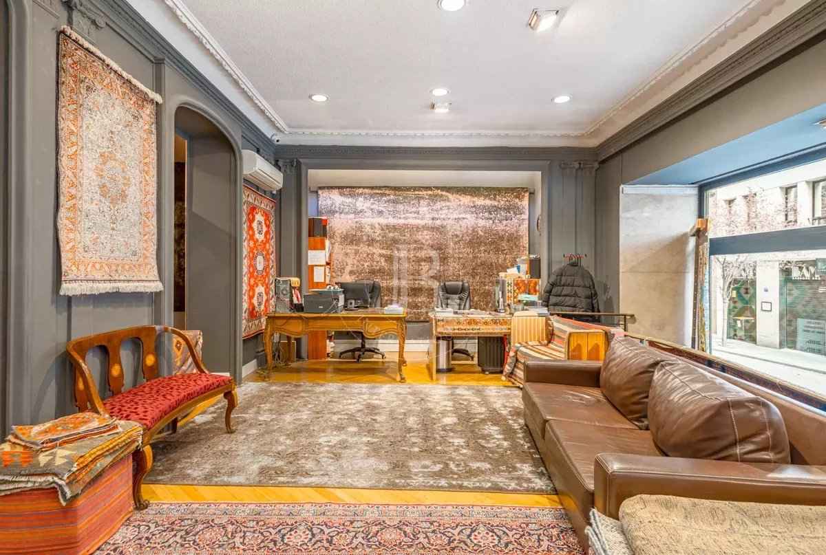 D3196a74688d5c7893873e50f33f9484 d9feba6033 1200 original - Attribut alt par défaut.