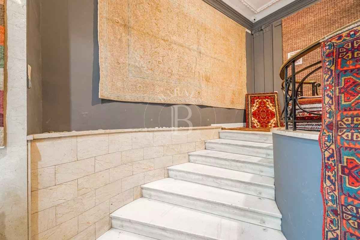 89bc754ab014f78a90416caeac2da6d5 e79615d717 1200 original - Attribut alt par défaut.