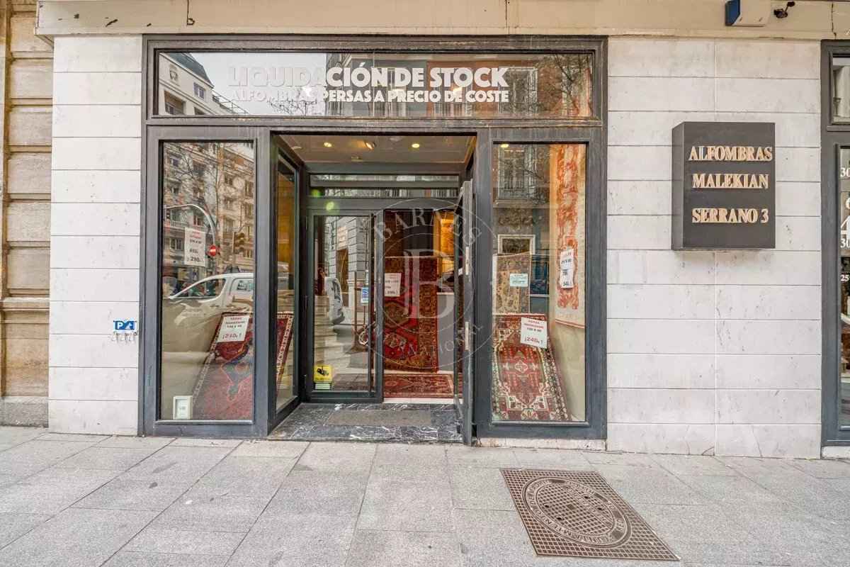 69f1f2662cb651a41711bba8318c1f06 67dc2c2a4a 1200 original - Attribut alt par défaut.