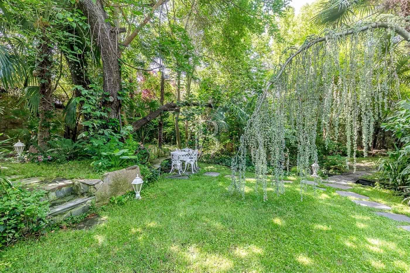 601d73fdf5bb8613981d498e187d21da 0f96f37b01 1400 original - Attribut alt par défaut.