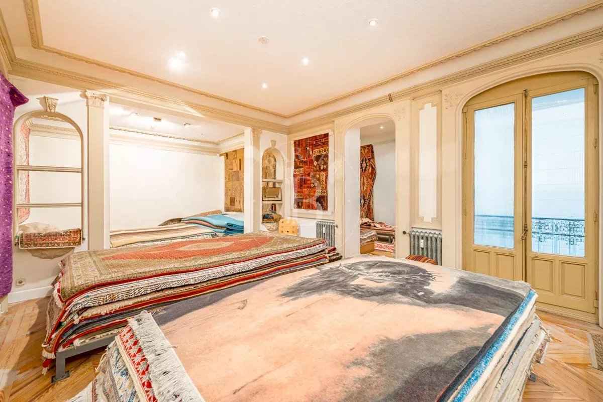 Ed11eba7a6cd6b7d4039fef4b48e1527 79b3b965e1 1200 original - Attribut alt par défaut.