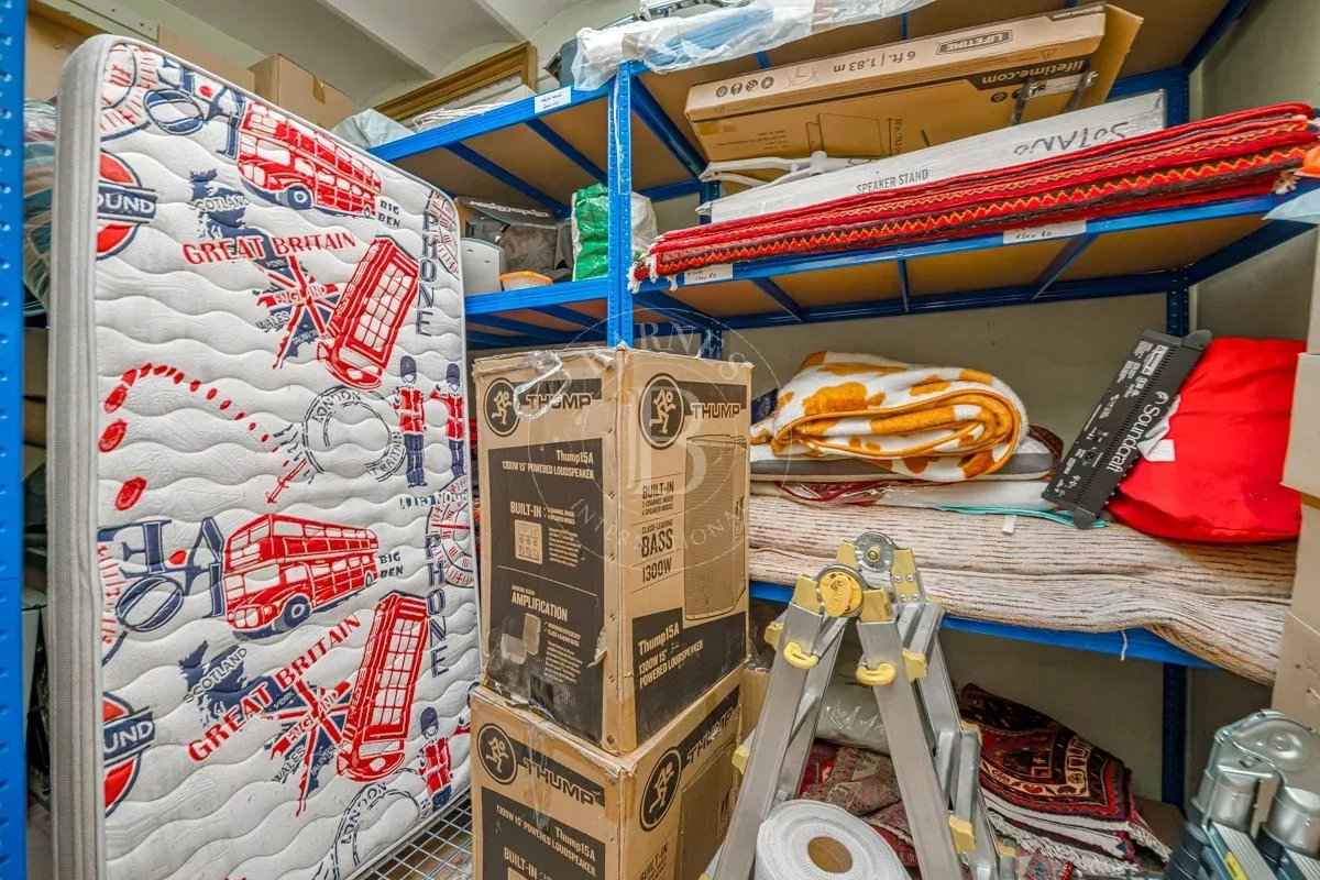 866e695fdb633150fa854d71ea19a1b4 39fc552b78 1200 original - Attribut alt par défaut.