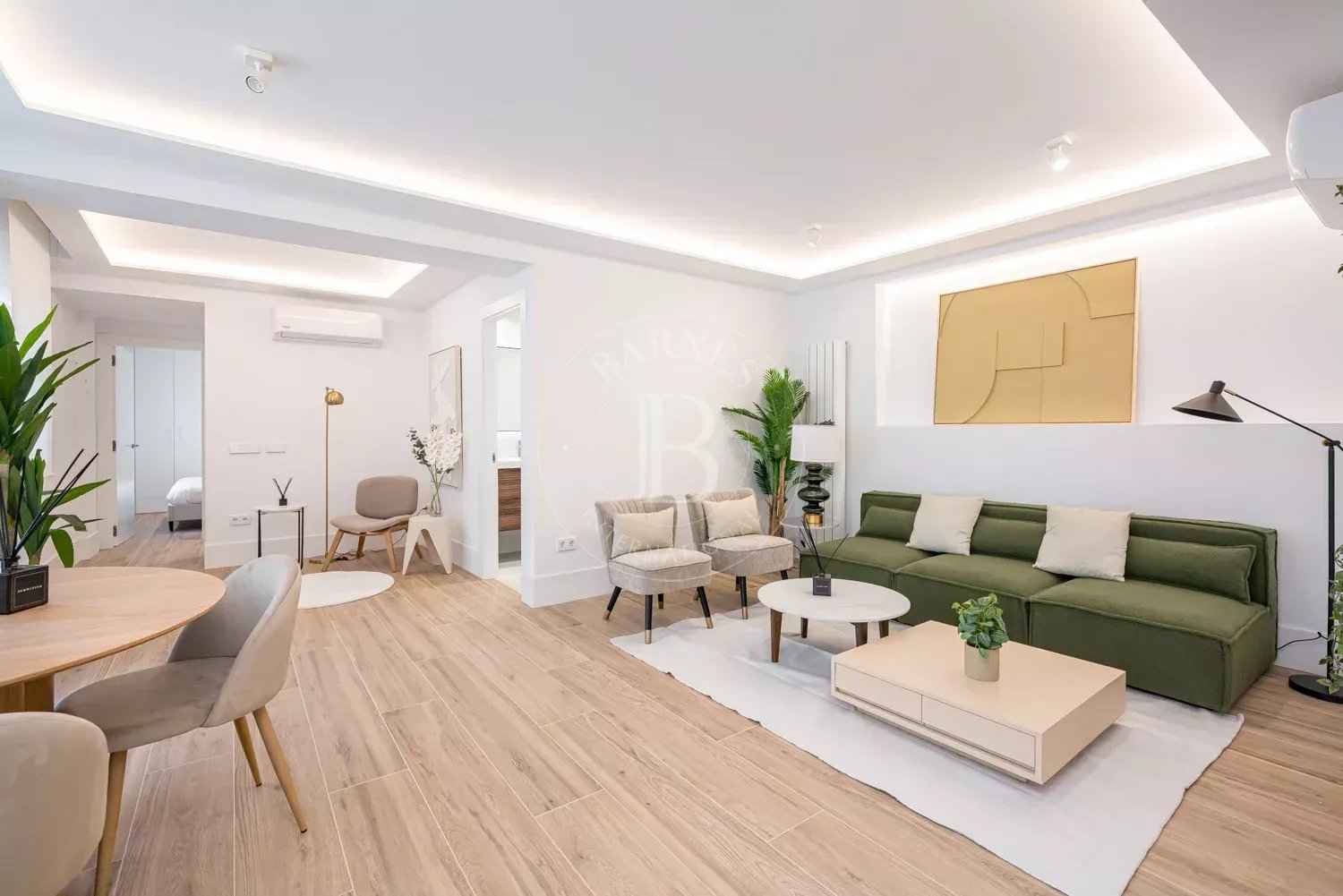 C4001fcc8fff6b3997be5362ddb7c927 27768a665f 1500 original - Translation missing: en.helpers.application.image_tag.default_alt