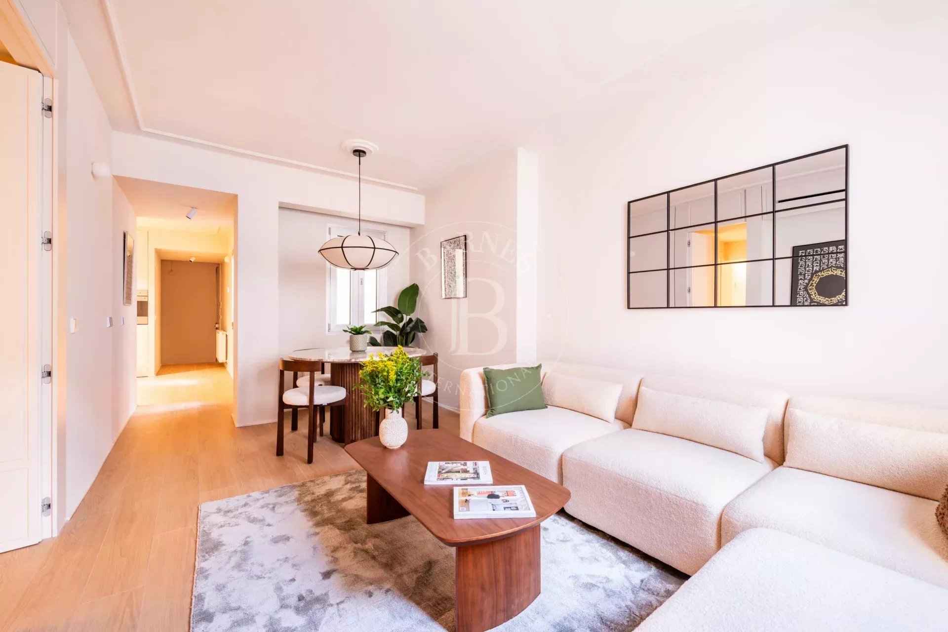 Da84b9ab8f0d079e19acf9bcd809c1e9 1d615a86f1 1920 original - Attribut alt par défaut.