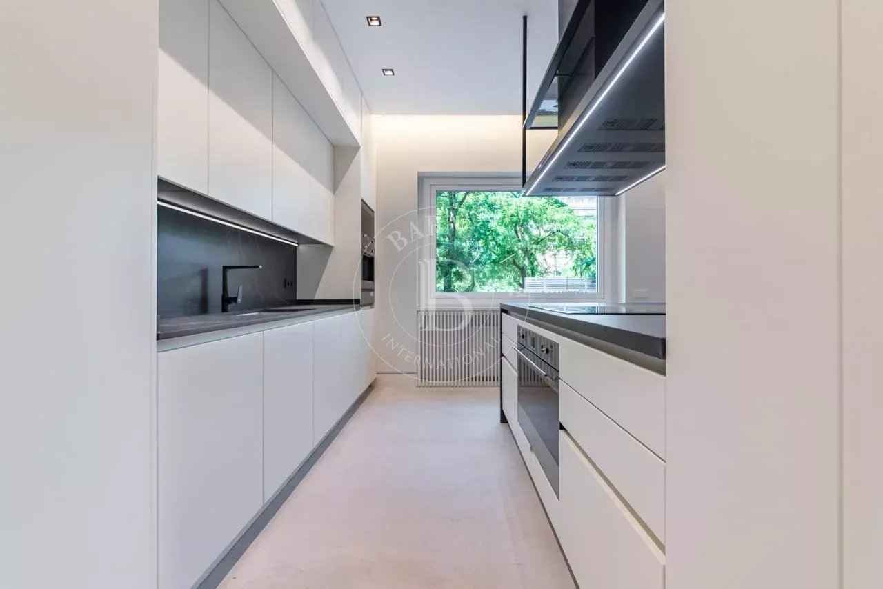 Fd9494088719b6f5545231c0a1b4d924 d50f41c32e 1280 original - Attribut alt par défaut.