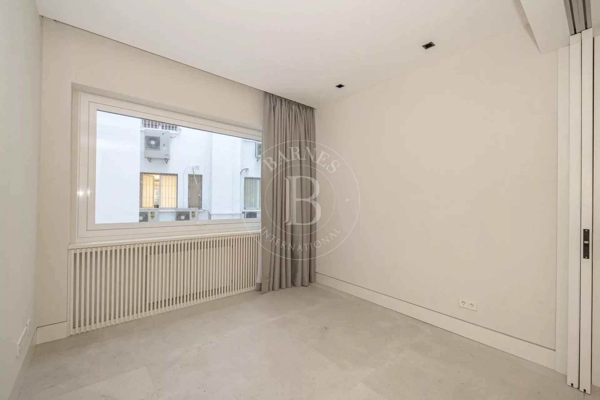 913bca73053edeb6e88ebead516b8595 1bf32b9a51 1920 original - Attribut alt par défaut.