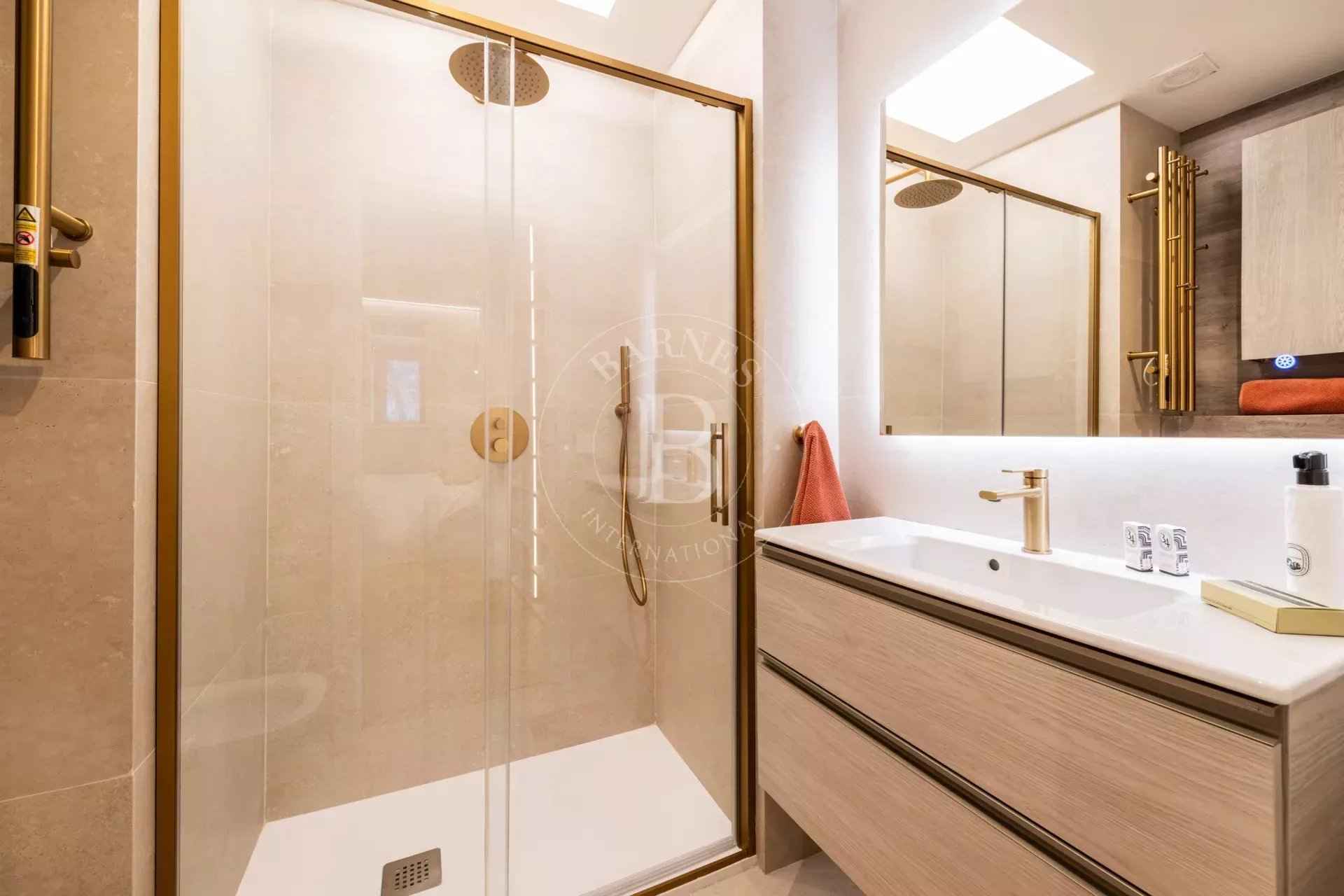 Dffcfea52bd34cc5ca1d069a913d60d4 2ee084d0f6 1920 original - Attribut alt par défaut.