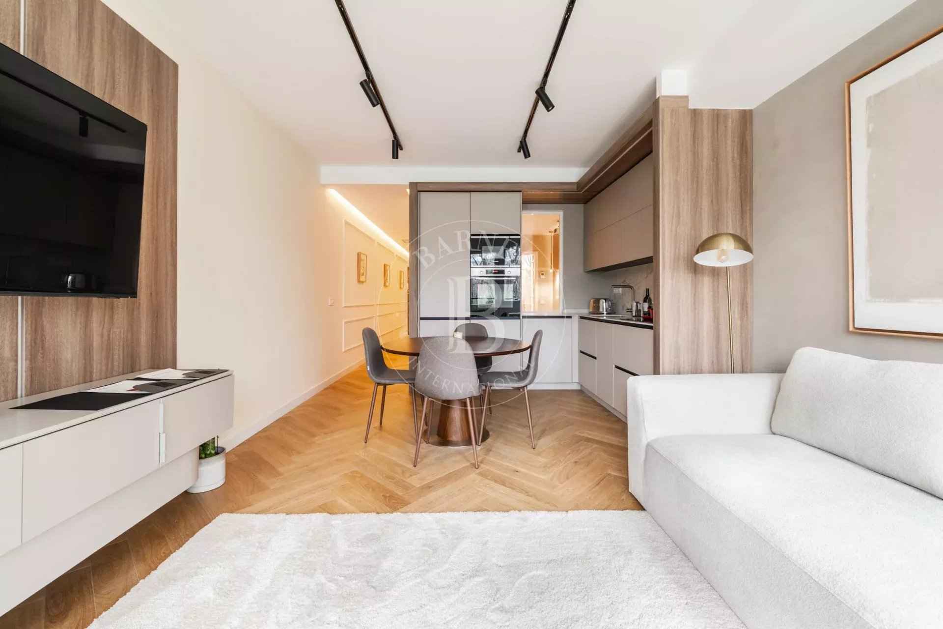 E01b3fd6406481b064eb9ff932307116 4126740e0b 1920 original - Attribut alt par défaut.